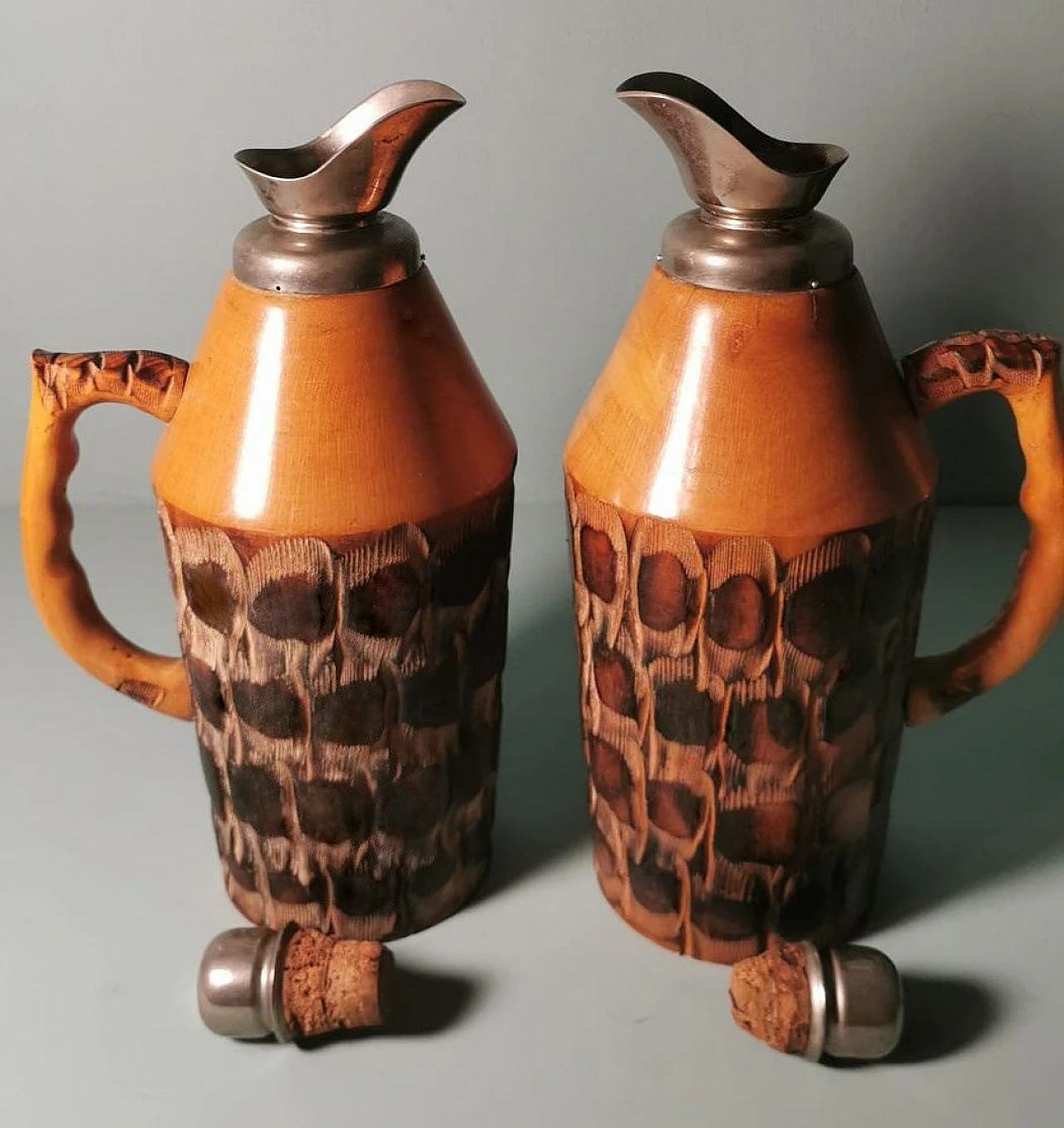 Pair of thermal jugs by Aldo Tura for Macabo, 1950s 8