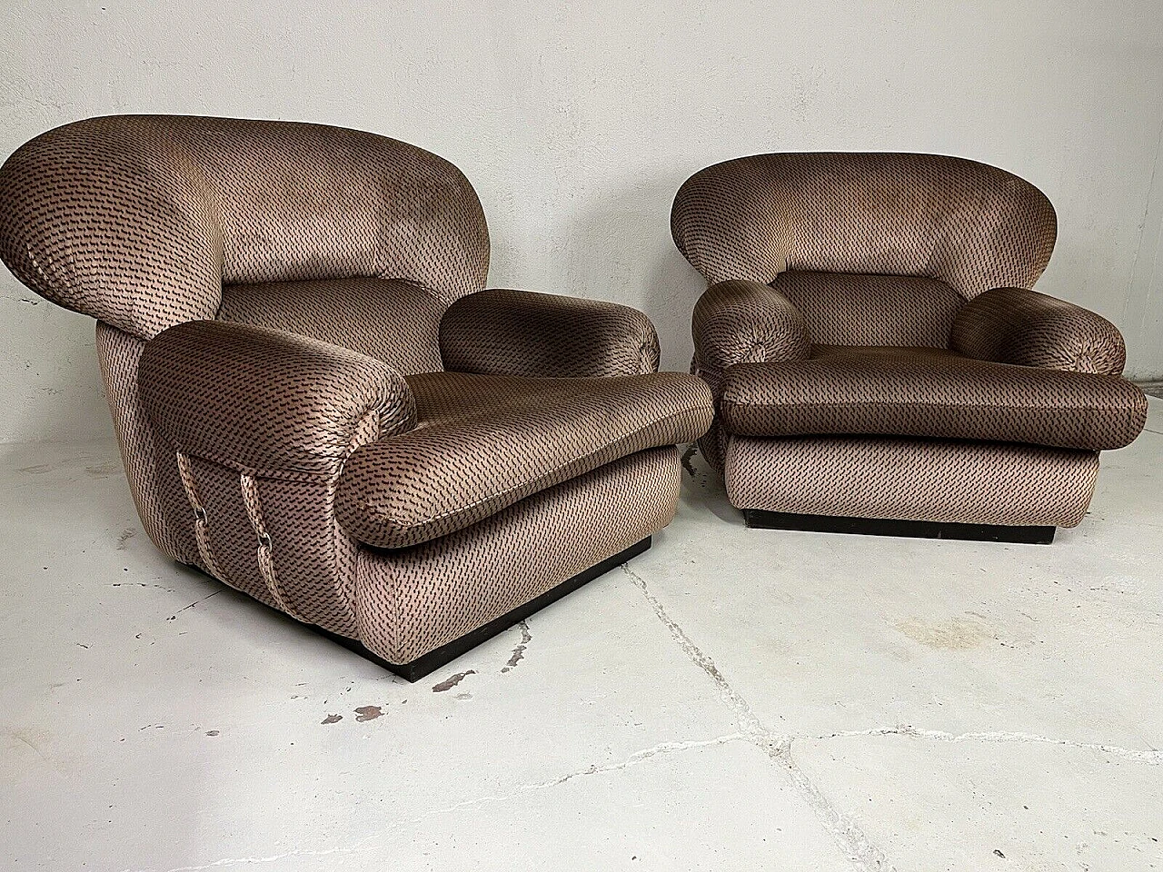 Pair of Space Age black wood and brown fabric armchairs, 1960s 3