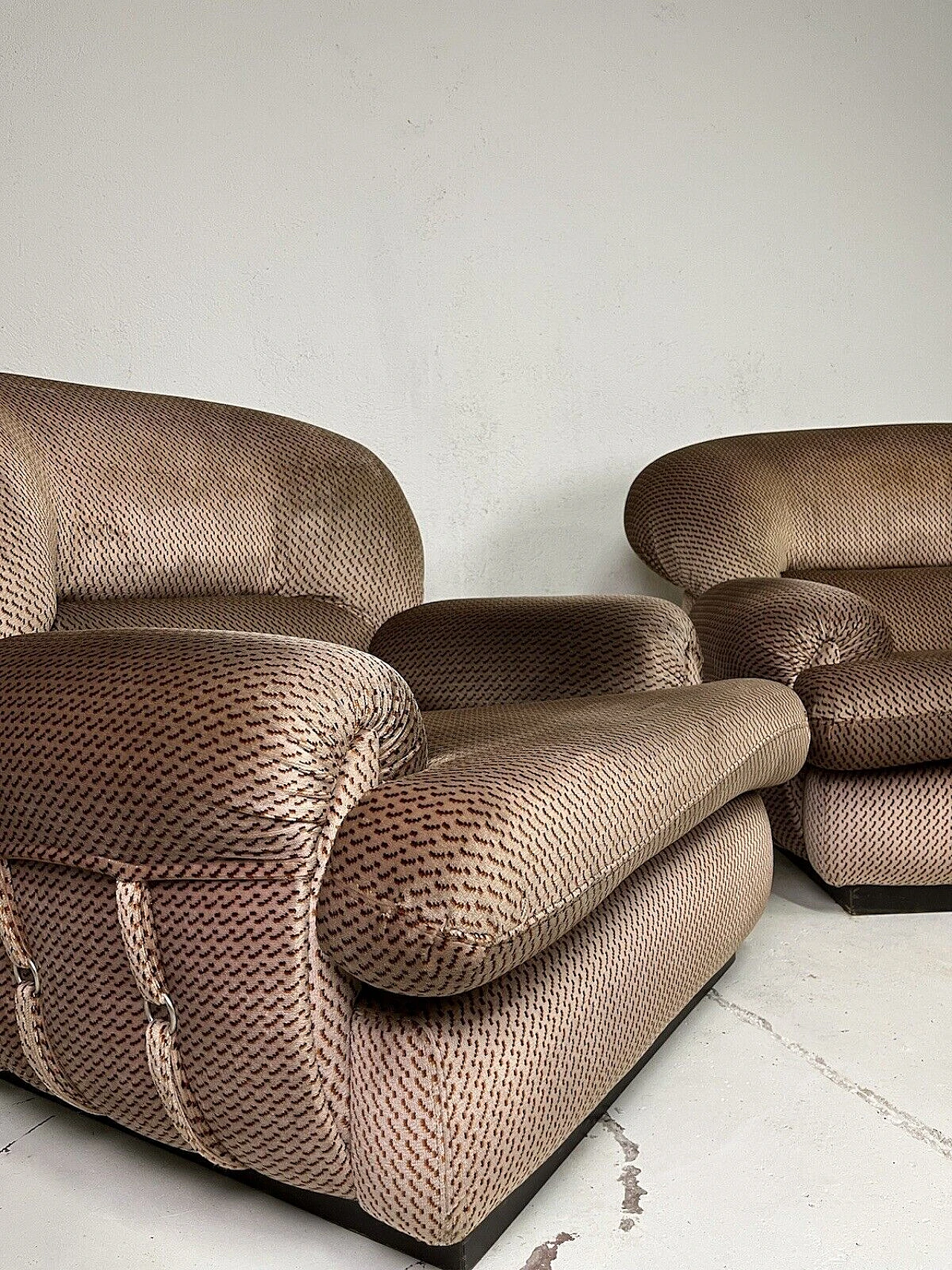 Pair of Space Age black wood and brown fabric armchairs, 1960s 6