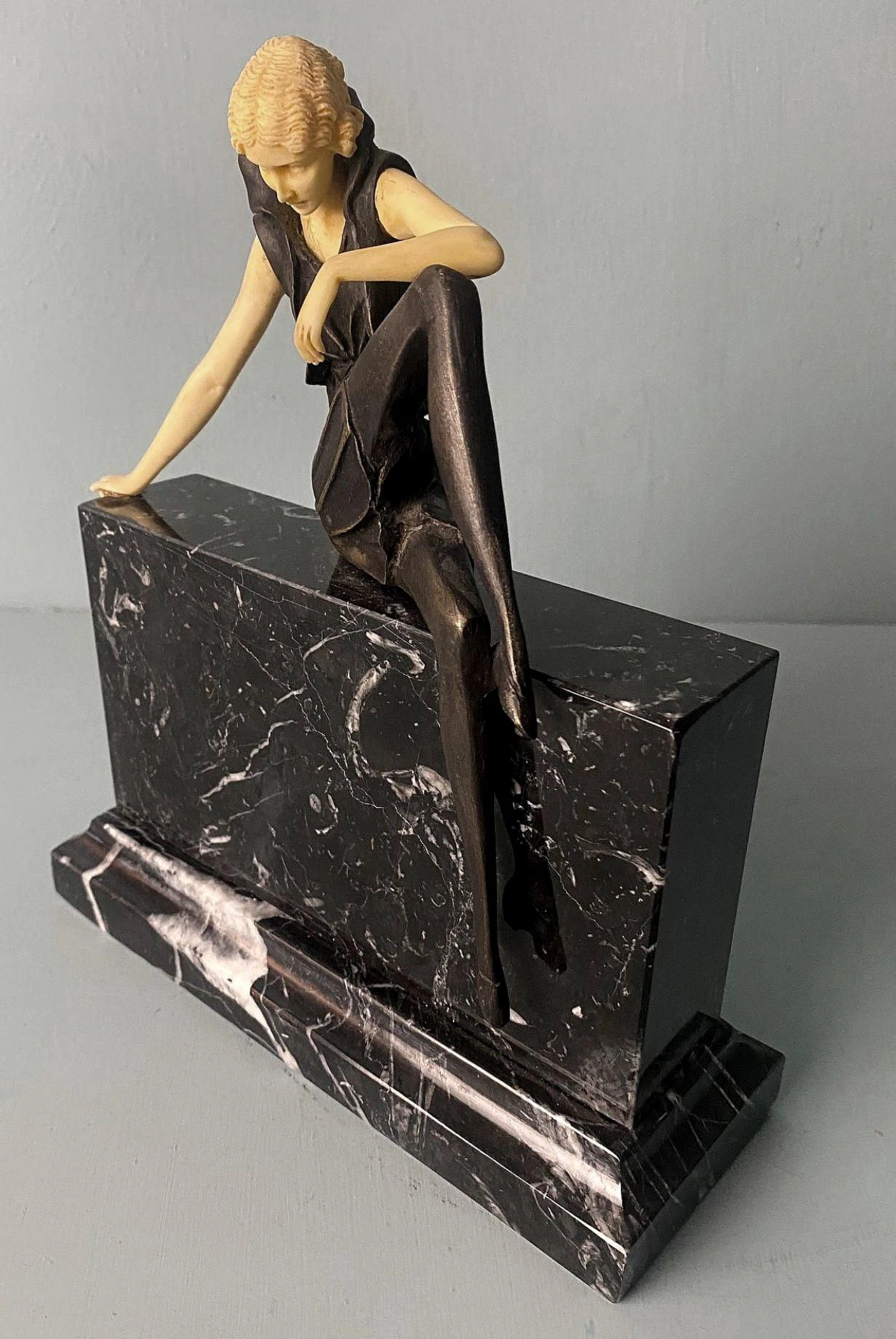 Flapper, bronze, galalith and Marquinia marble sculpture, 1930s 7