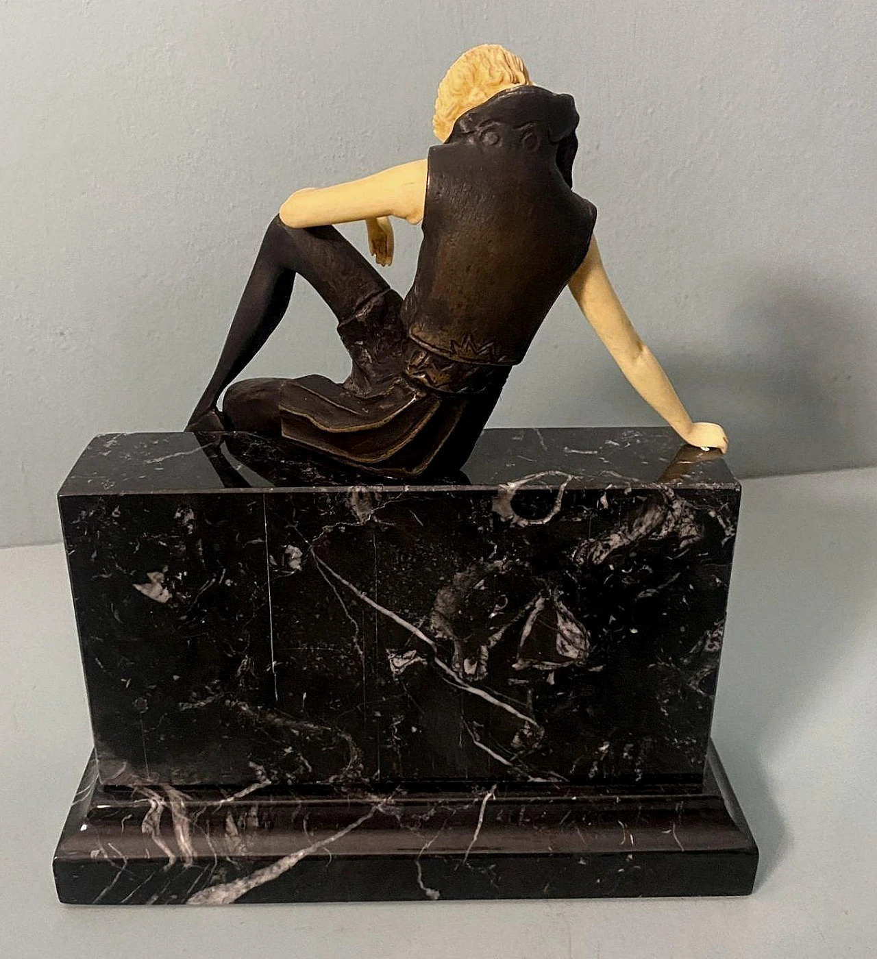 Flapper, bronze, galalith and Marquinia marble sculpture, 1930s 8