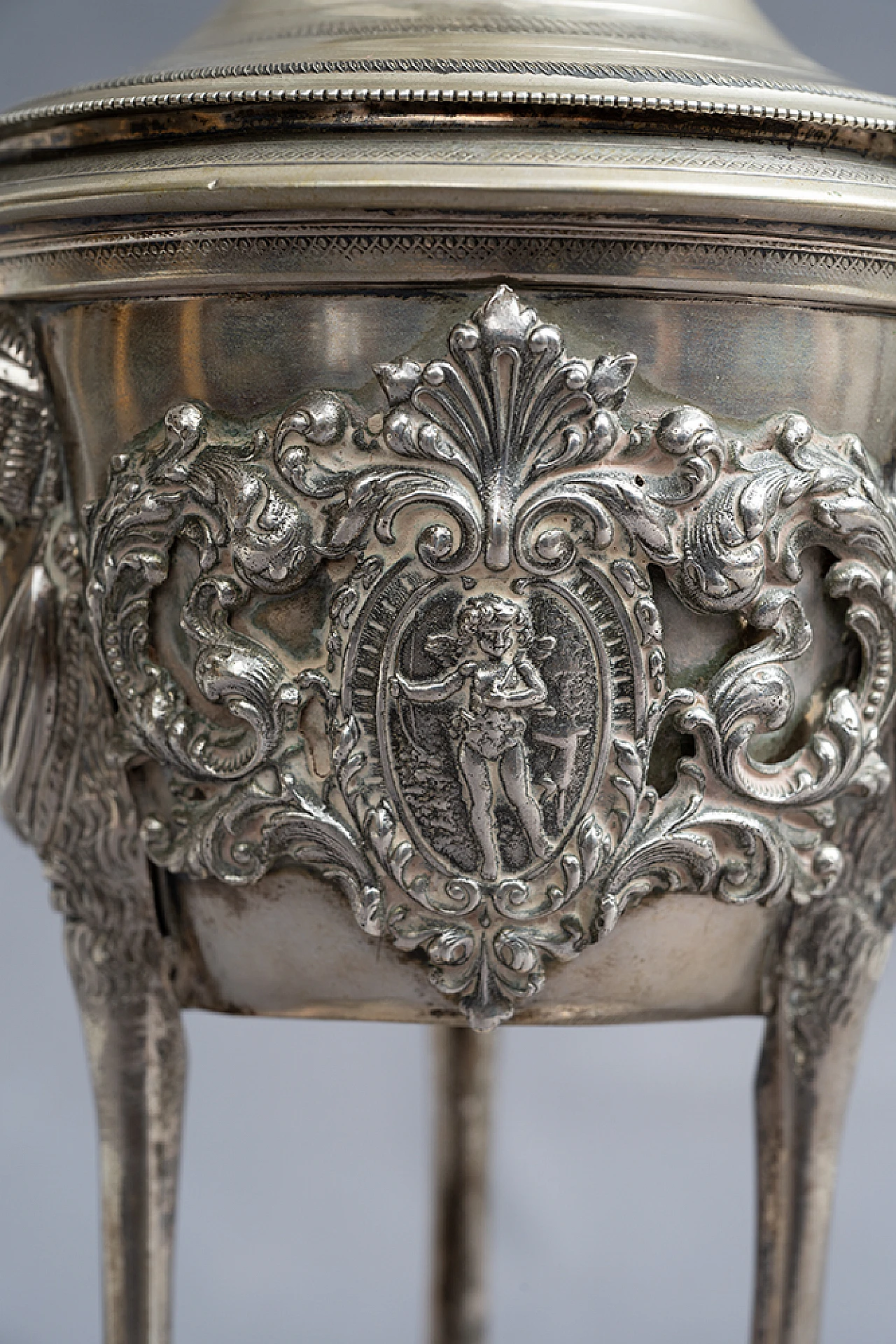 Empire Neapolitan silver centerpiece cup, early 19th century 4