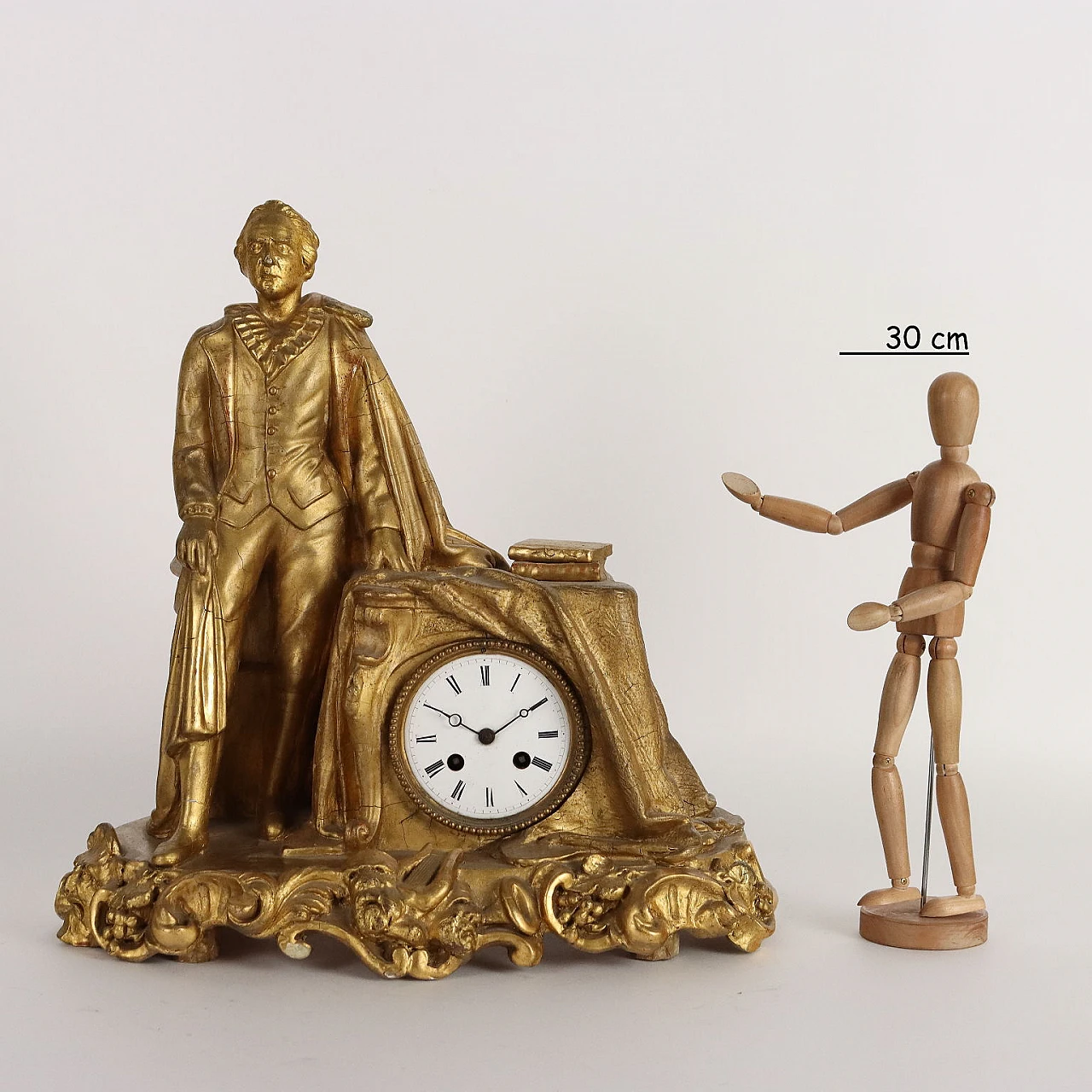 Gilded wooden countertop clock with statue of a scholar, 19th century 2