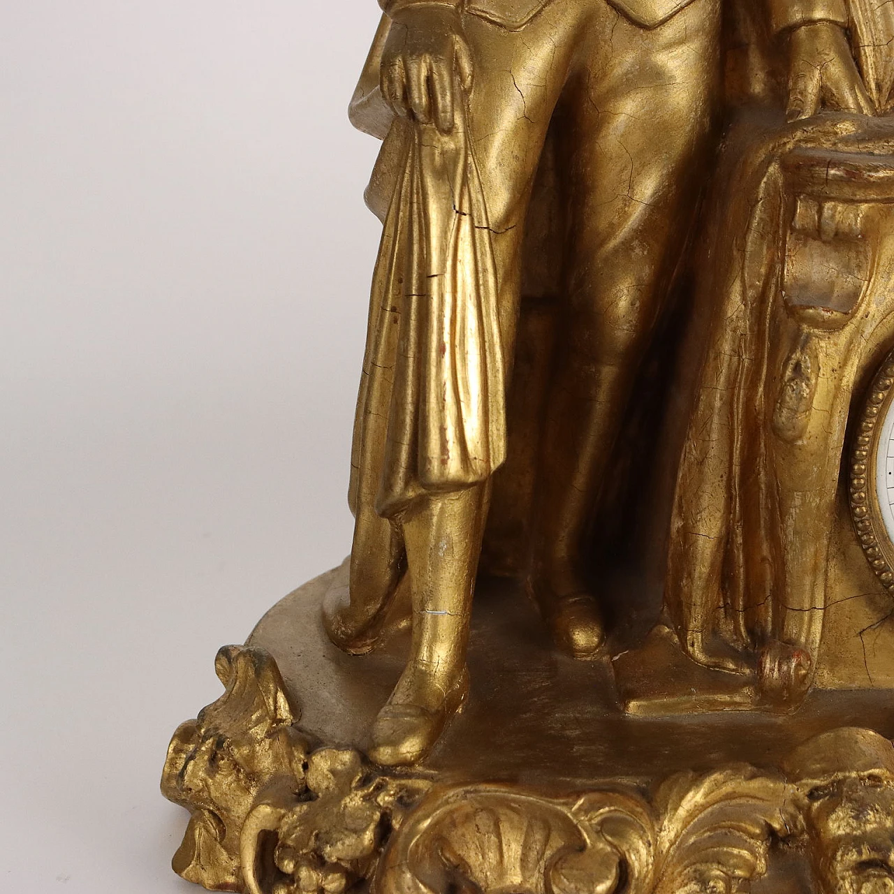 Gilded wooden countertop clock with statue of a scholar, 19th century 5