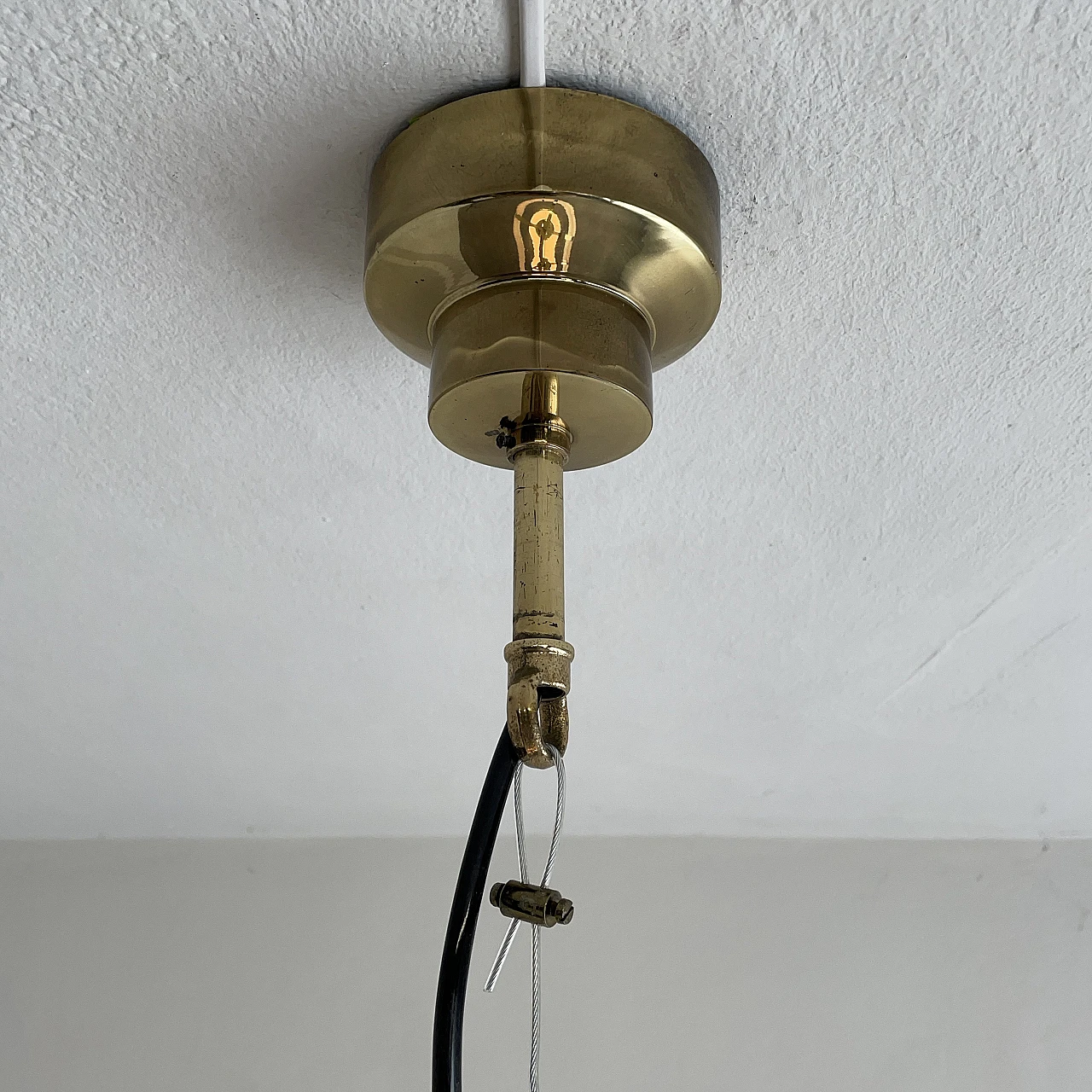 Lampada a sospensione Omega di V. Magistretti per Artemide, anni '60 10