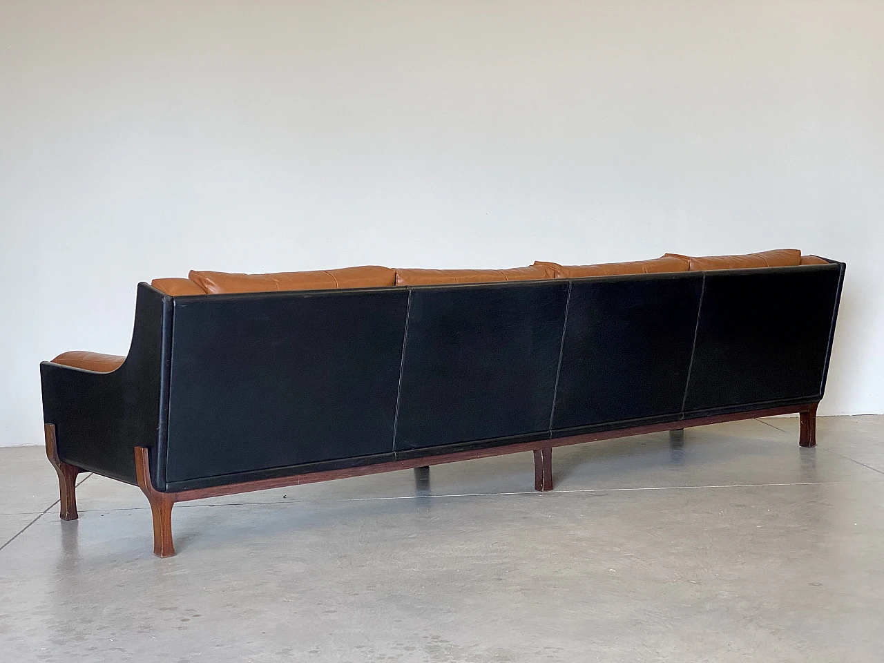 Leather sofa in the style of Claudio Salocchi, 1960s 14