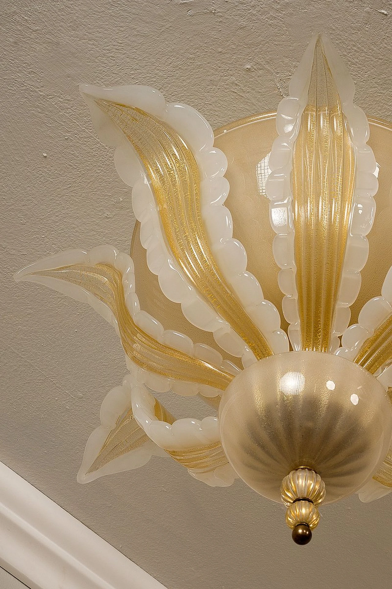 Lampadario a forma di fiori in vetro soffiato di Murano, anni '60 3