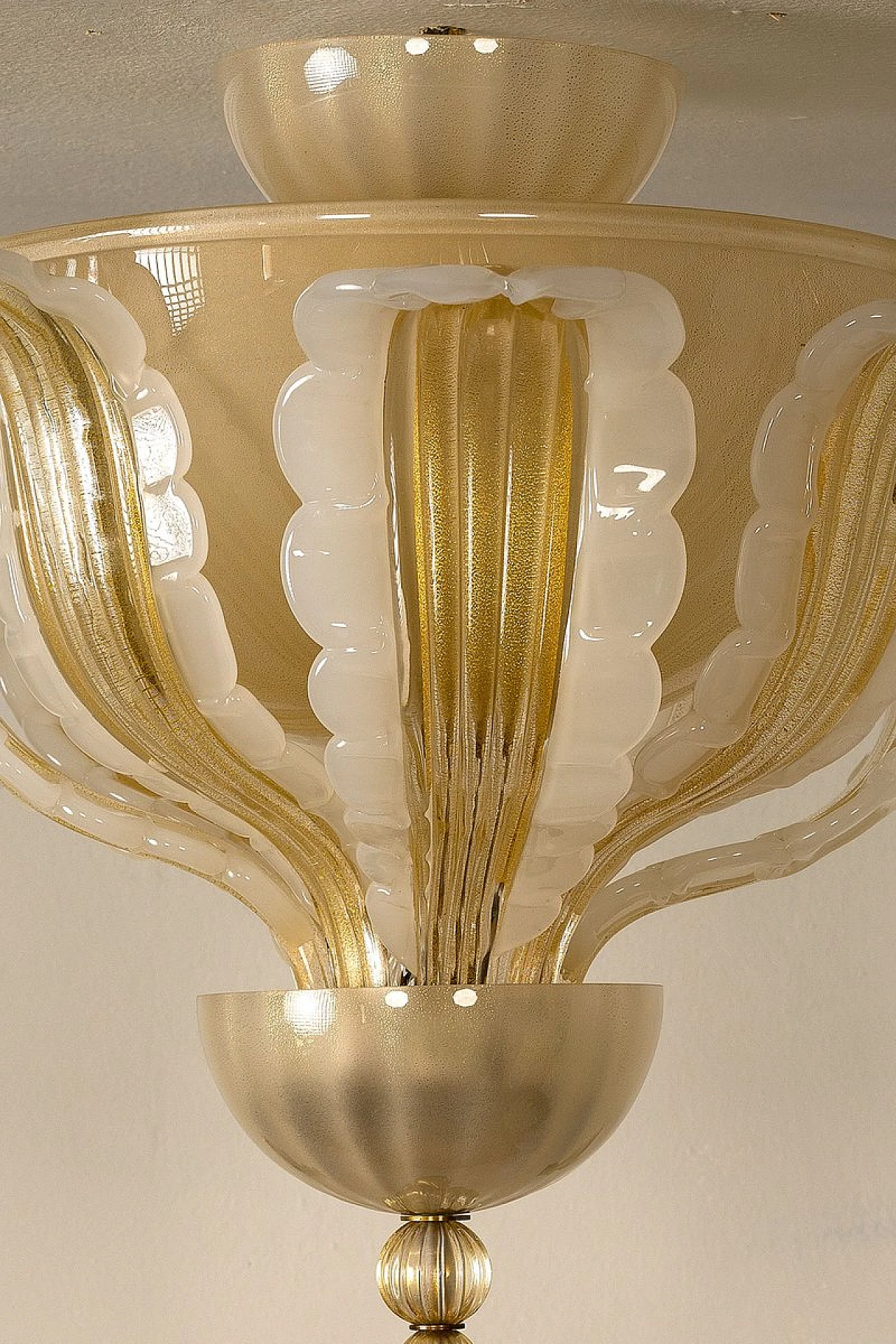 Lampadario a forma di fiori in vetro soffiato di Murano, anni '60 4