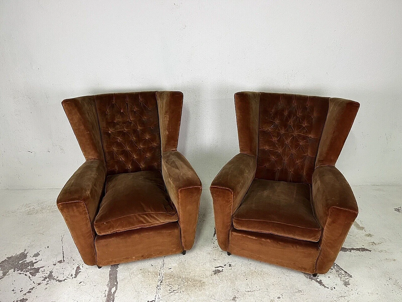 Pair of wooden and velvet armchairs by Paolo Buffa, 1950s 3