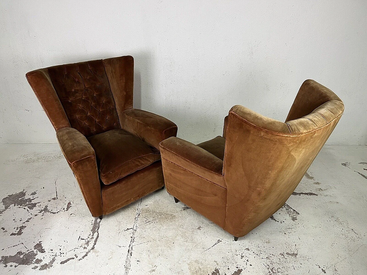 Pair of wooden and velvet armchairs by Paolo Buffa, 1950s 9