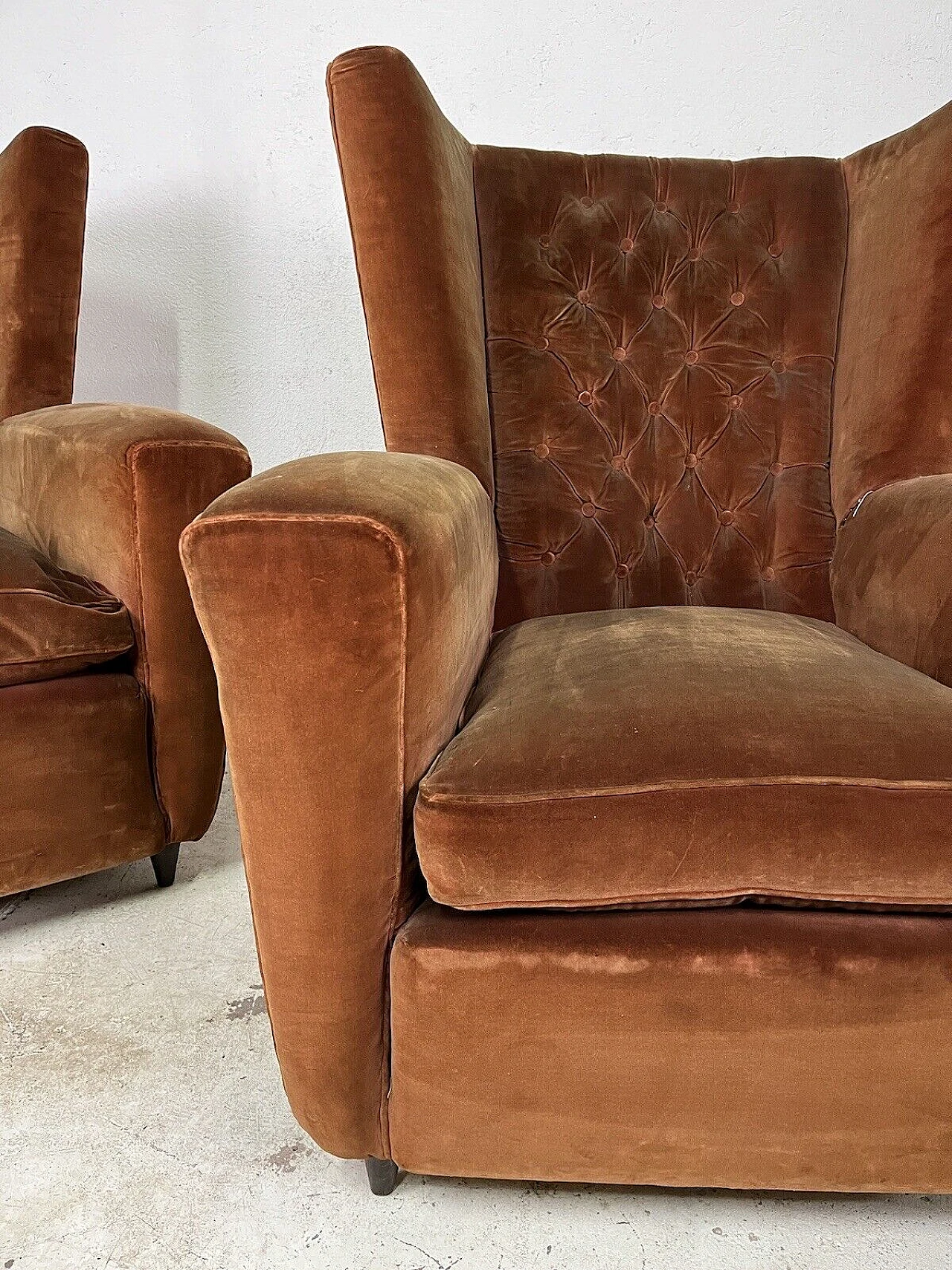 Pair of wooden and velvet armchairs by Paolo Buffa, 1950s 15