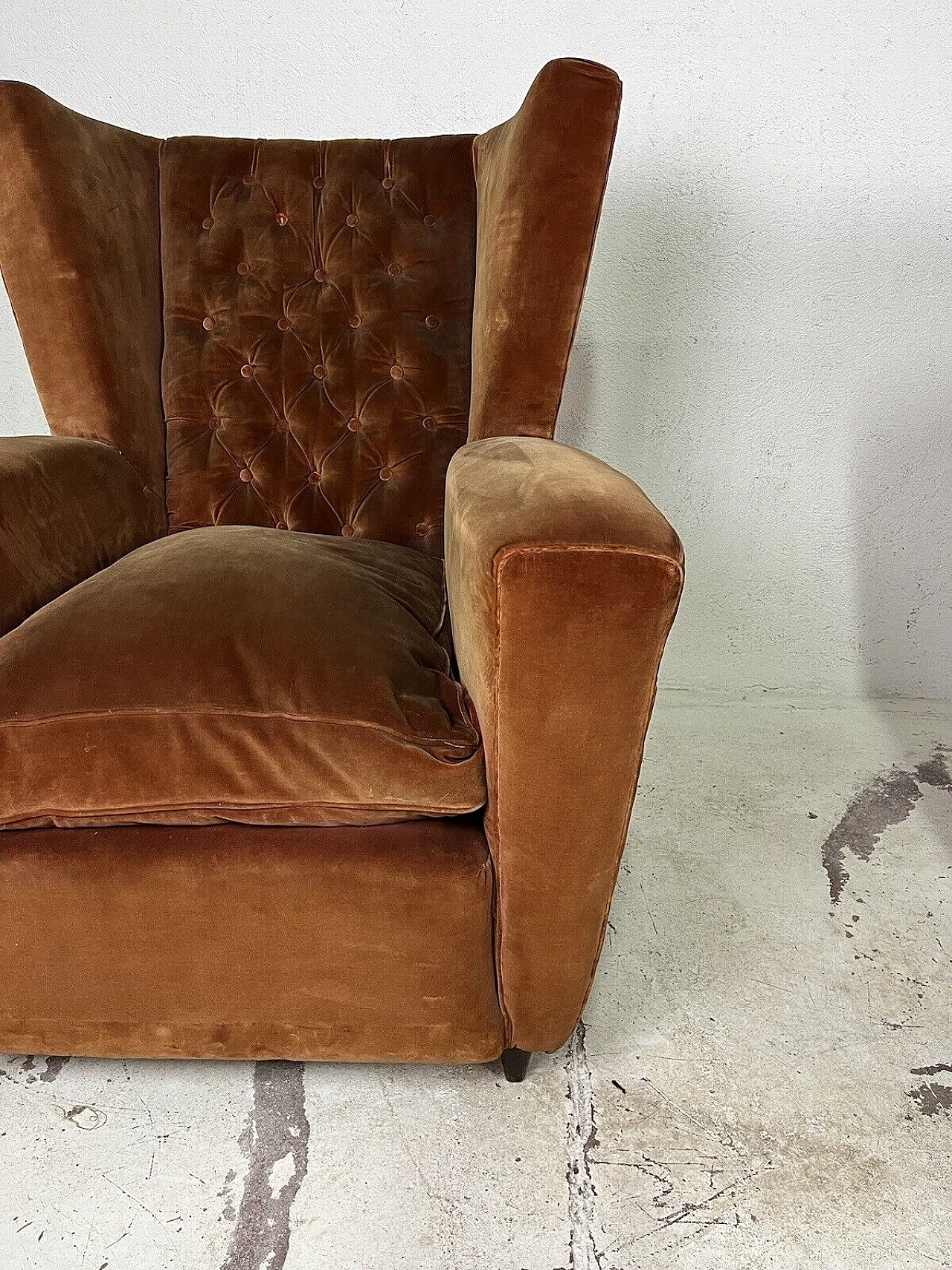 Pair of wooden and velvet armchairs by Paolo Buffa, 1950s 19