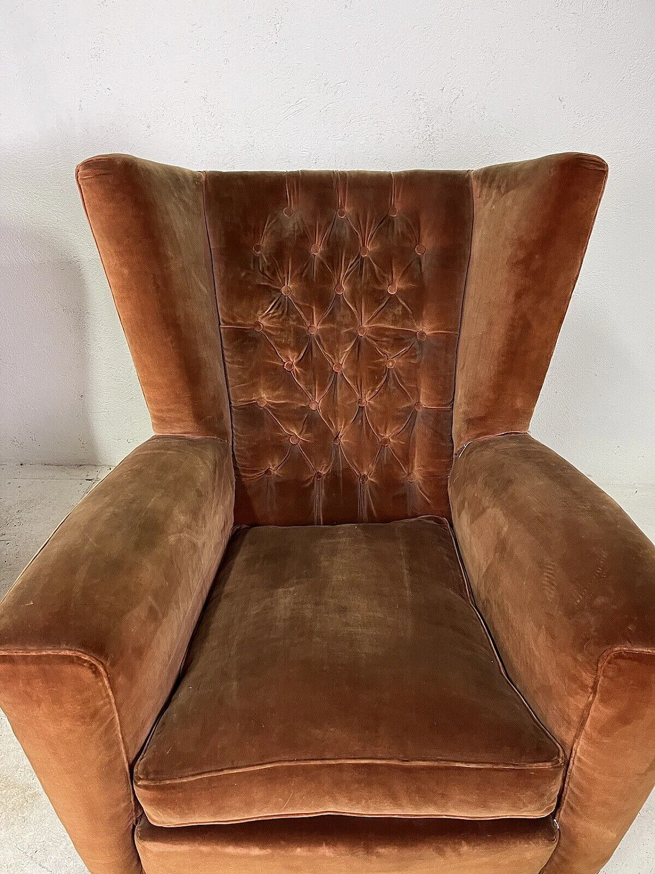 Pair of wooden and velvet armchairs by Paolo Buffa, 1950s 21