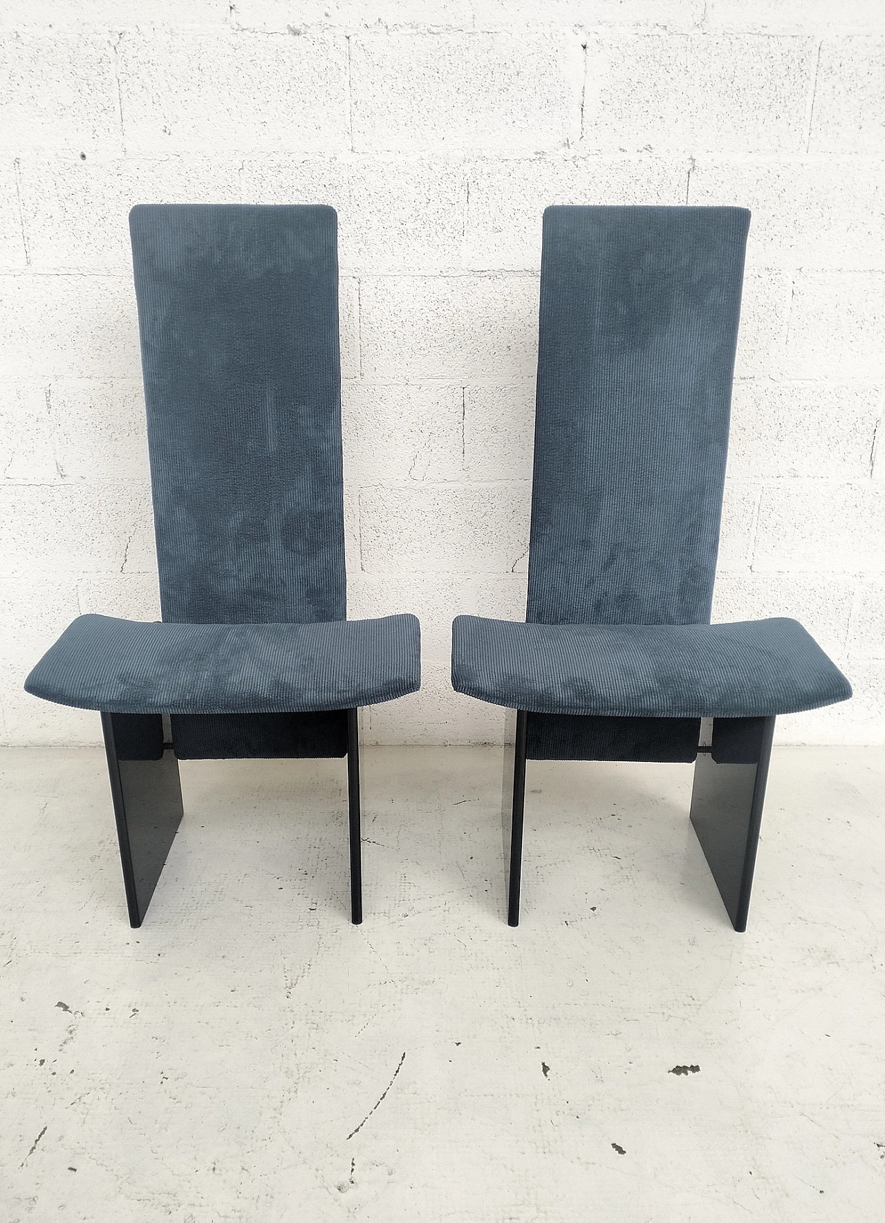 Pair of Rennie chairs by K. Takahama for S. Gavina, 1970s 5