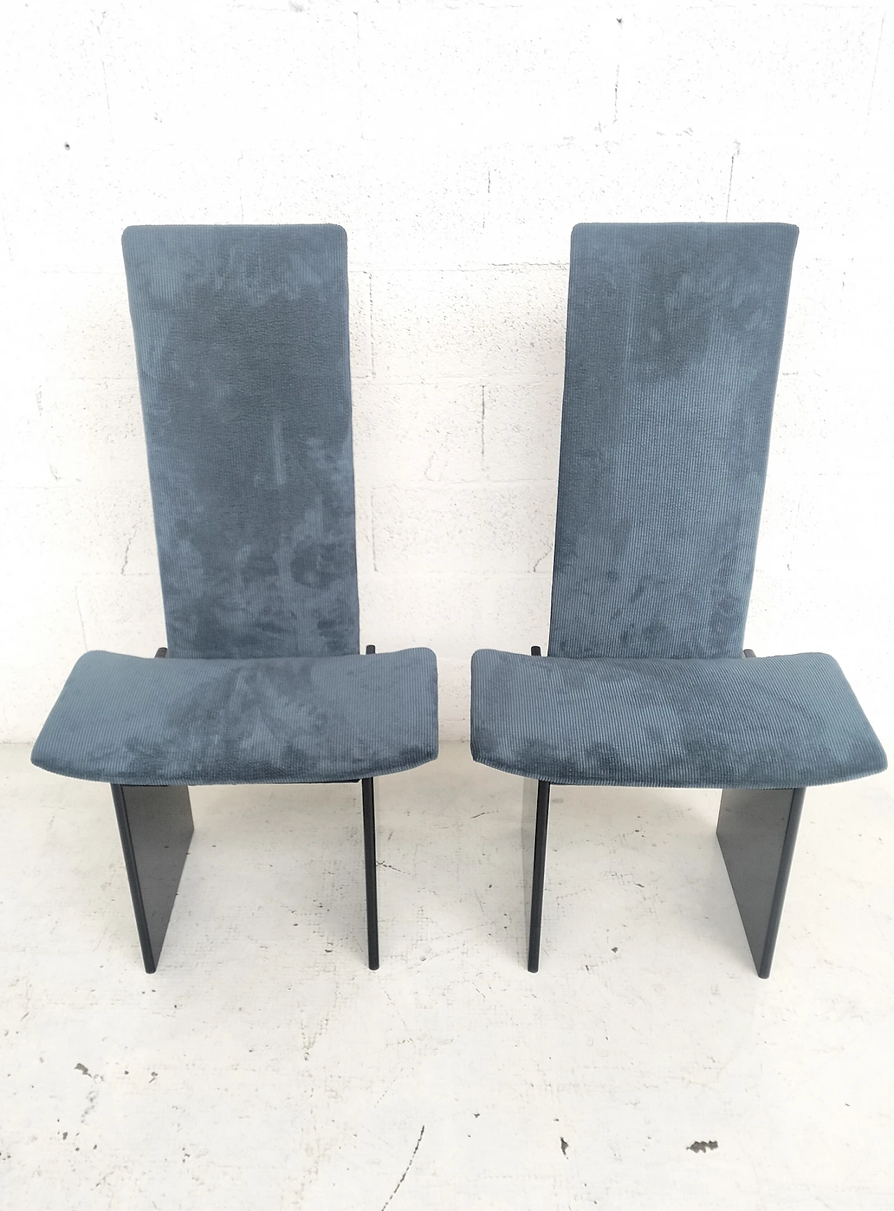 Pair of Rennie chairs by K. Takahama for S. Gavina, 1970s 6