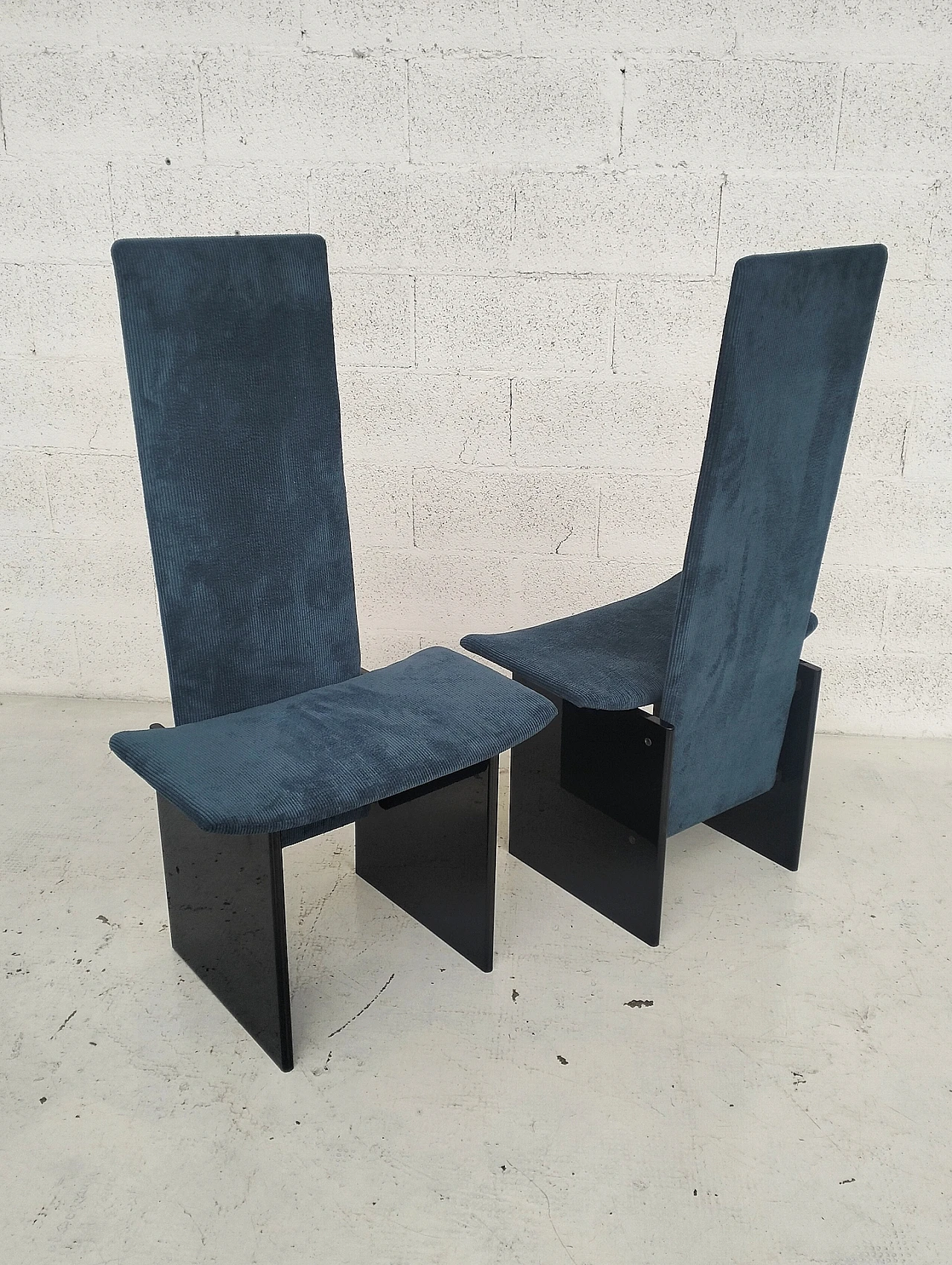 Pair of Rennie chairs by K. Takahama for S. Gavina, 1970s 11