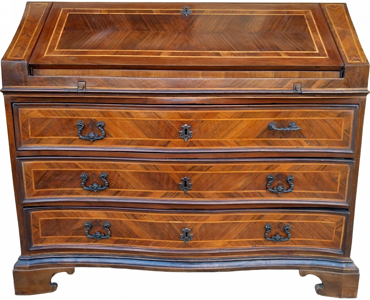 Emilian walnut paneled flap desk, second half of the 18th century 5