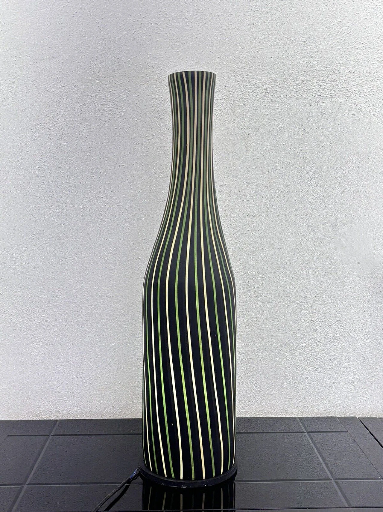 Striped three-coloured table lamp in plastic, 1980s 1