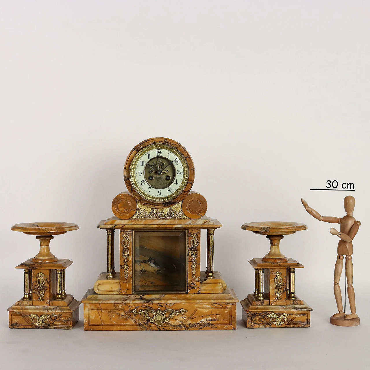 Triptych with clock & risers in yellow marble & bronze, 19th century 2