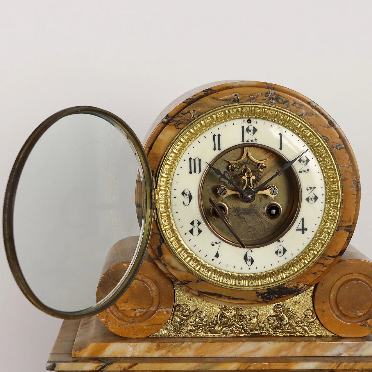 Triptych with clock & risers in yellow marble & bronze, 19th century 4