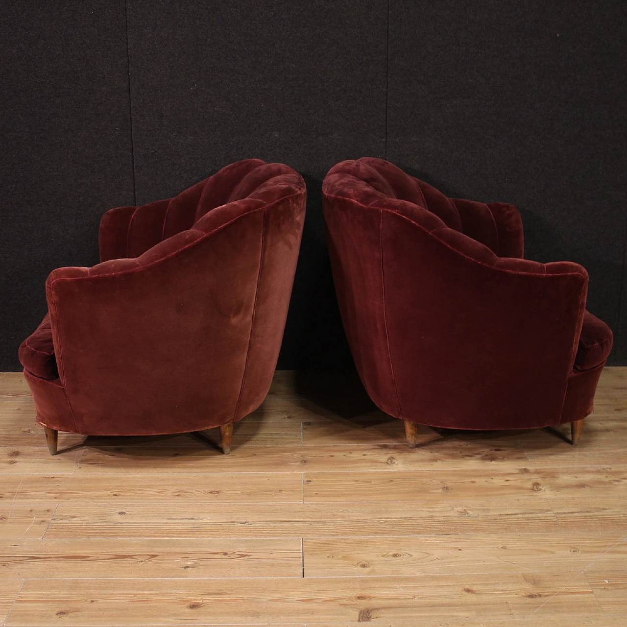 Pair of armchairs and sofa attributed to Gio Ponti, 1940s 7