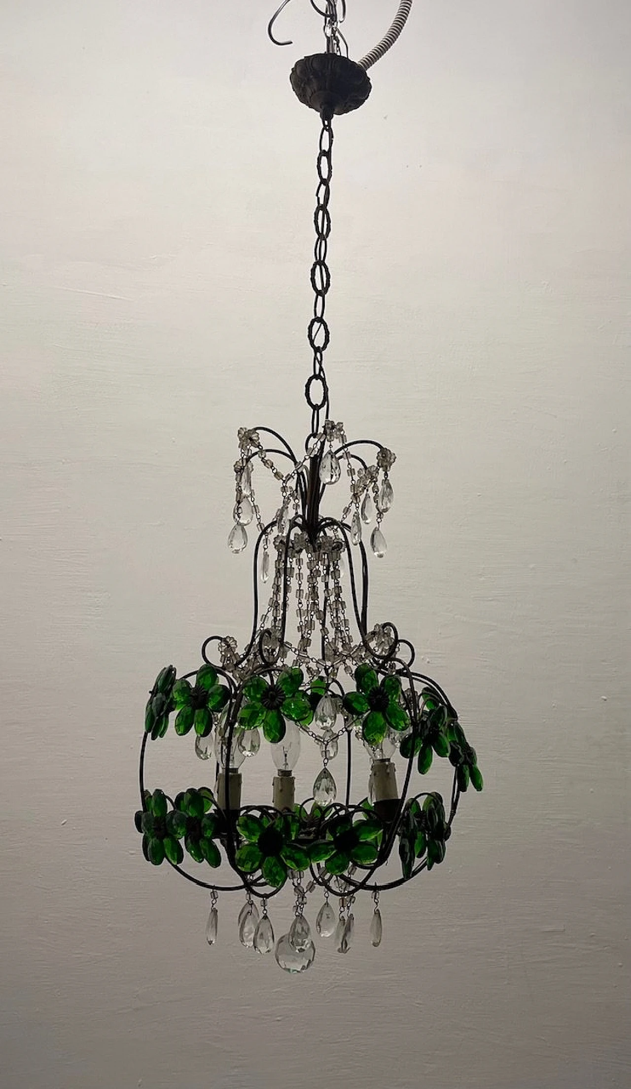 Bronze chandelier with green Murano glass flowers, 1950s 17