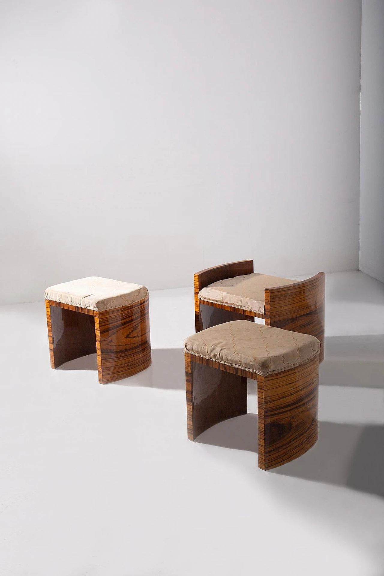 3 Art Deco stools in briar-root and fabric, 1940s 2