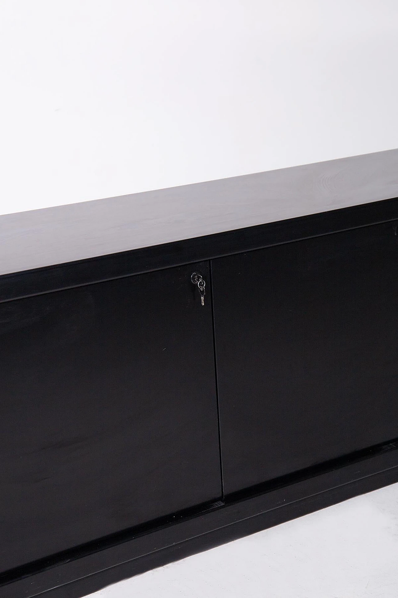 Credenza in legno laccato nero di Tecno, anni '70 3