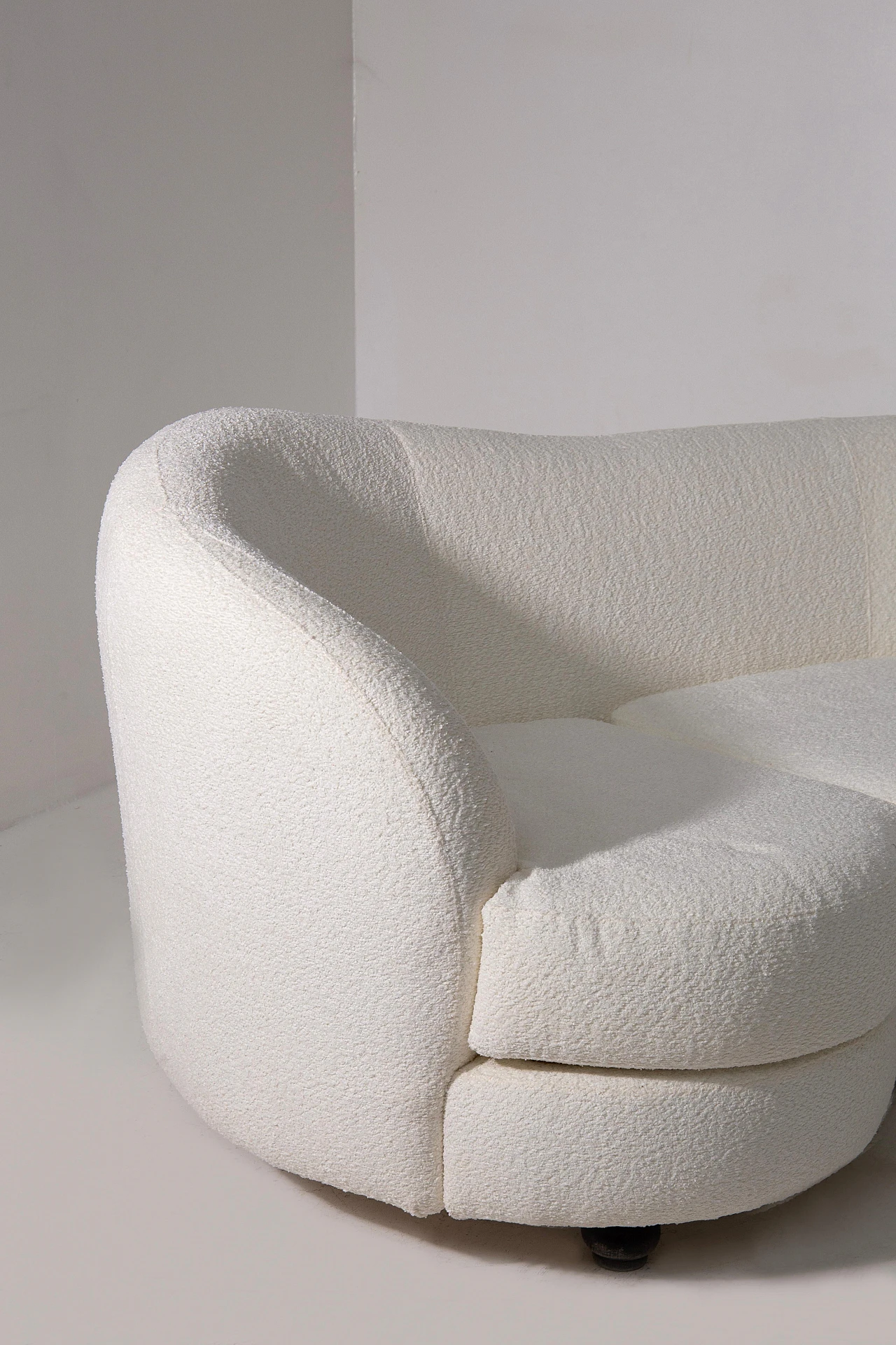 American white bouclé fabric sofa, 1960s 5