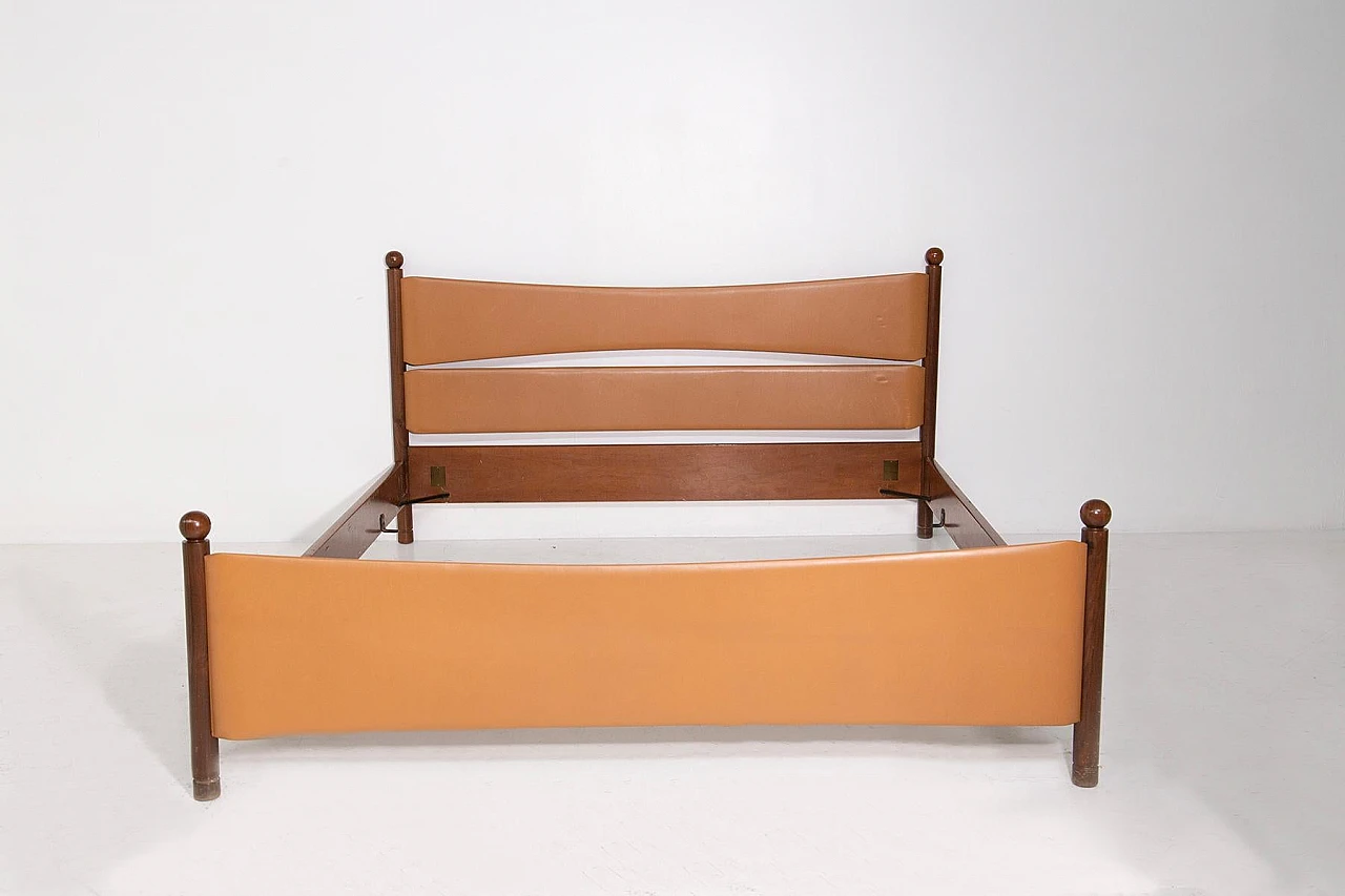 Wood and leather double bed by Borsani and Gerli, 1970s 8