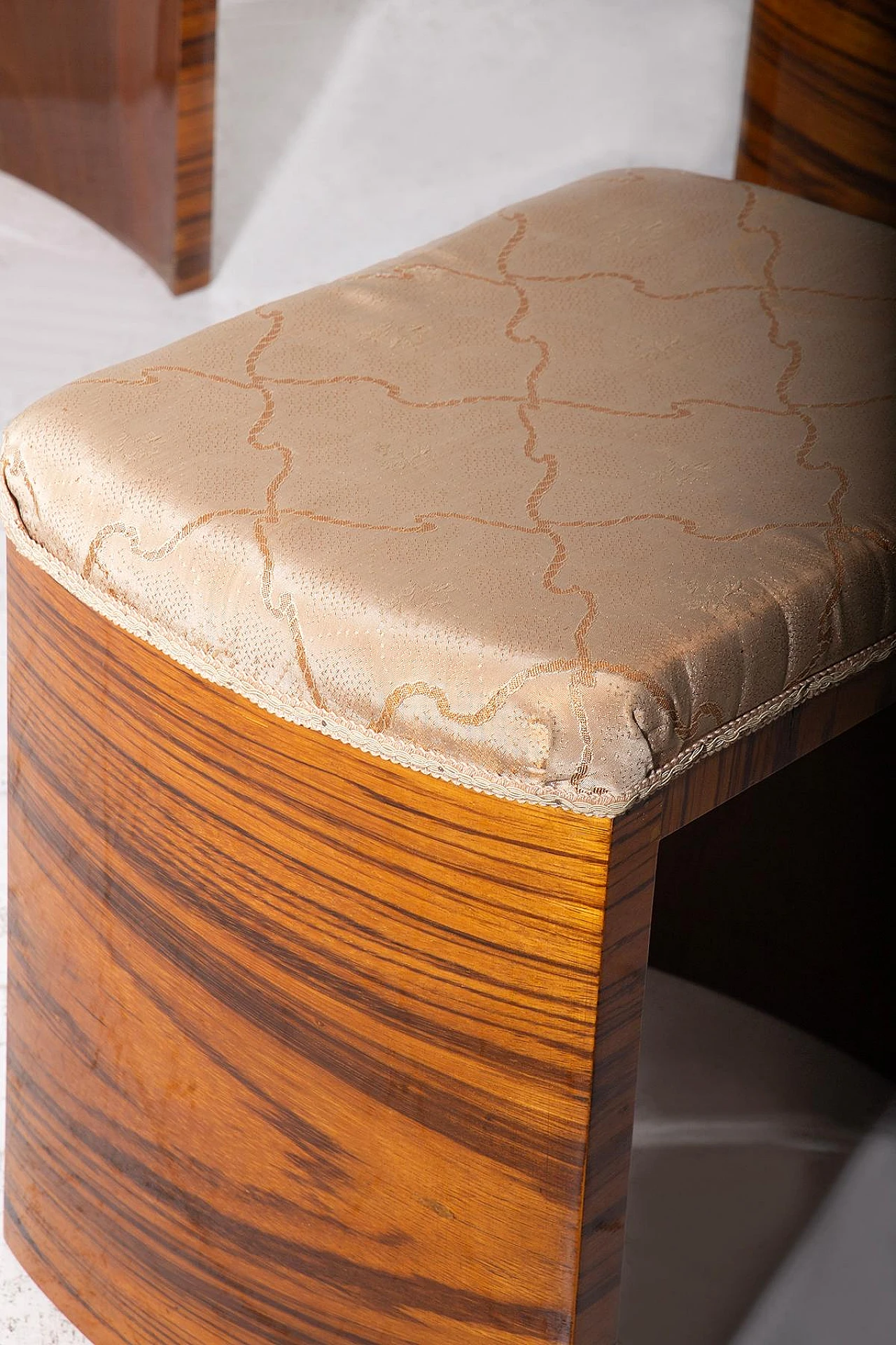 3 Art Deco stools in briar-root and fabric, 1940s 7