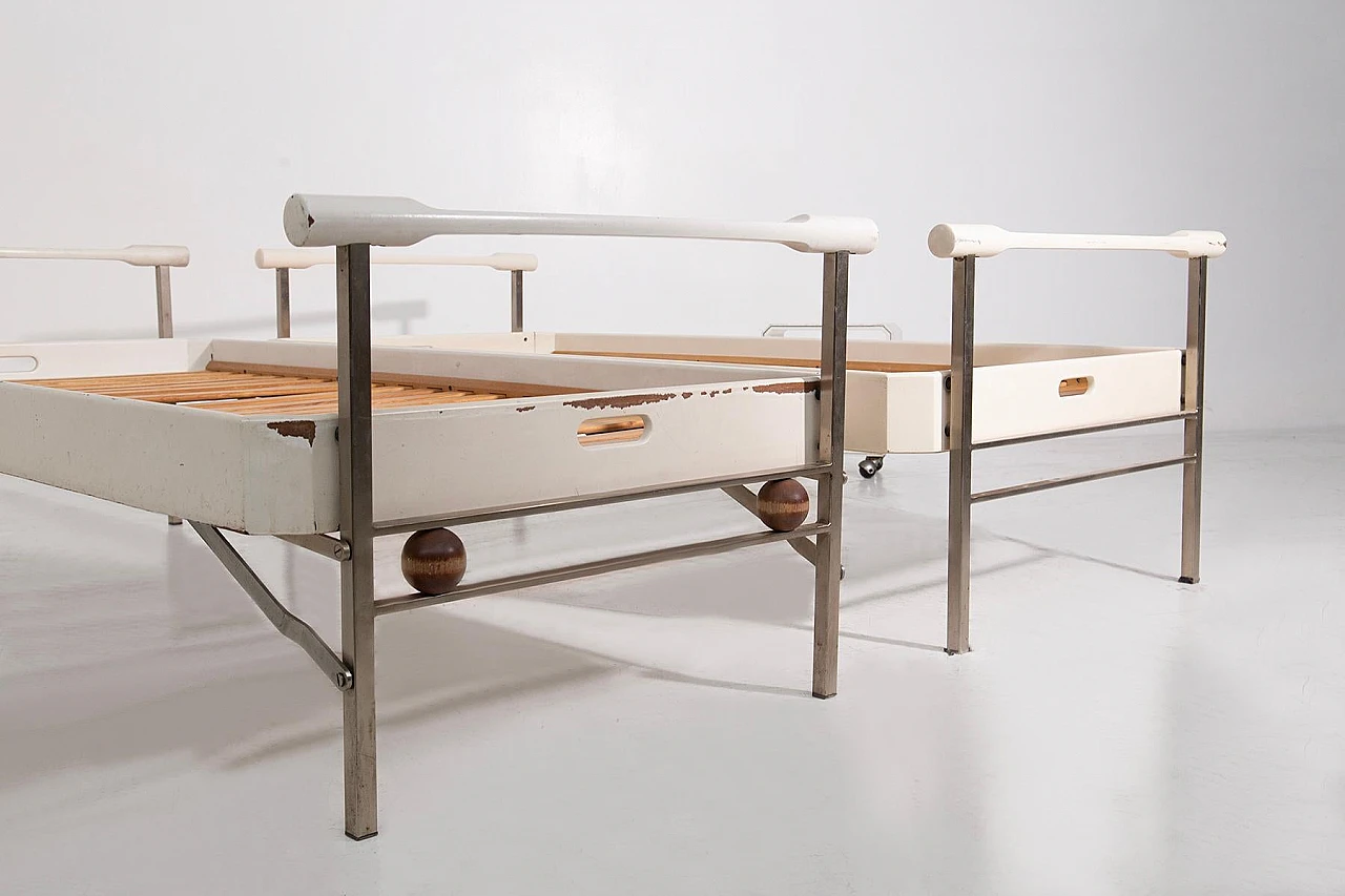 Kangaroo L75 bed and bedside table by O. Borsani for Tecno, 1960s 5