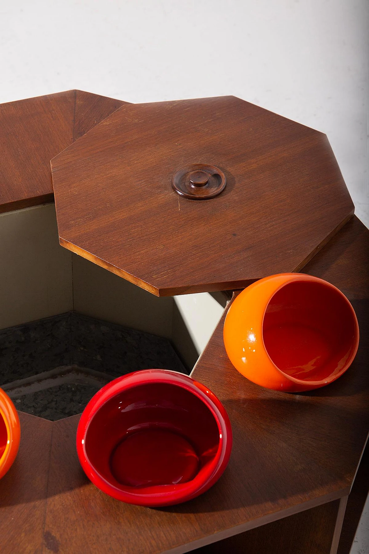 Coffee table with bar space and ceramic elements by V. Gregotti, 1960s 7