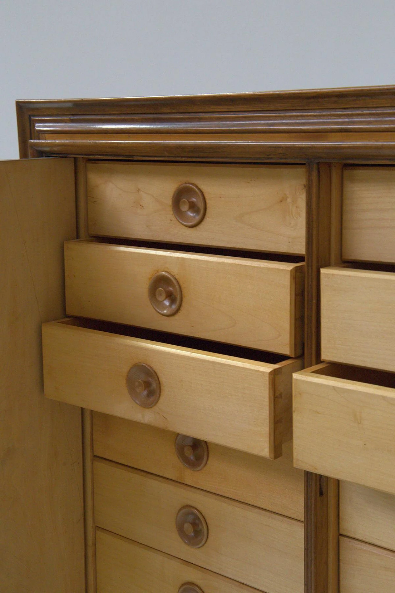 Walnut and maple chest of drawers by Osvaldo Borsani, 1950s 10