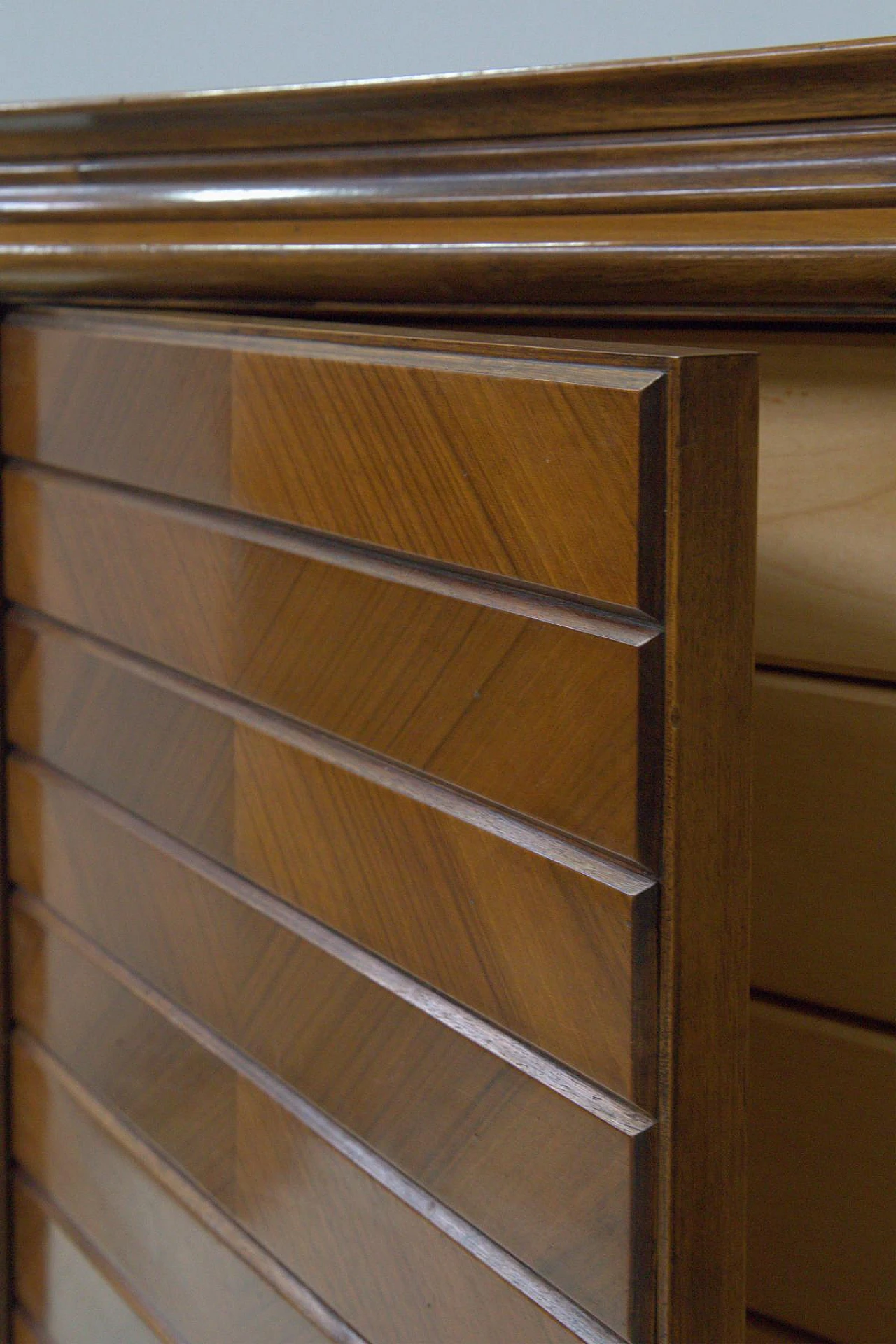 Walnut and maple chest of drawers by Osvaldo Borsani, 1950s 11