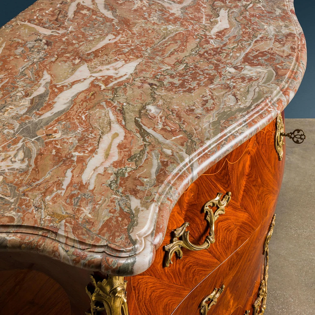 Commode a due cassetti in bois de rose, marmo e bronzo dorato, '700 6