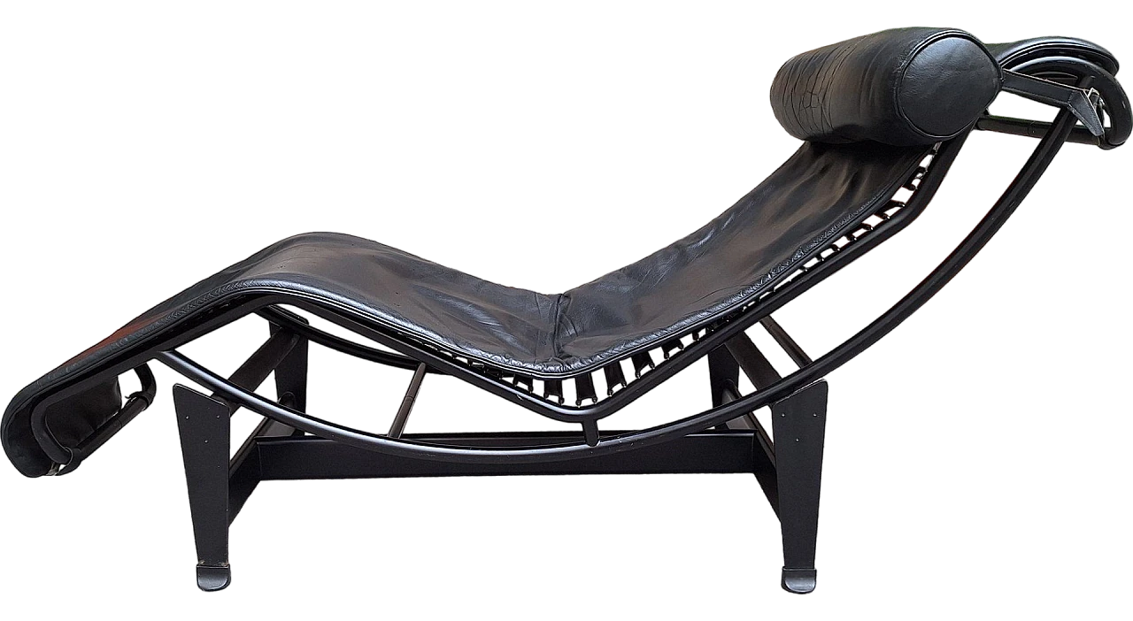 LC4 chaise longue in black leather by Le Corbusier for Cassina, 1990s 10