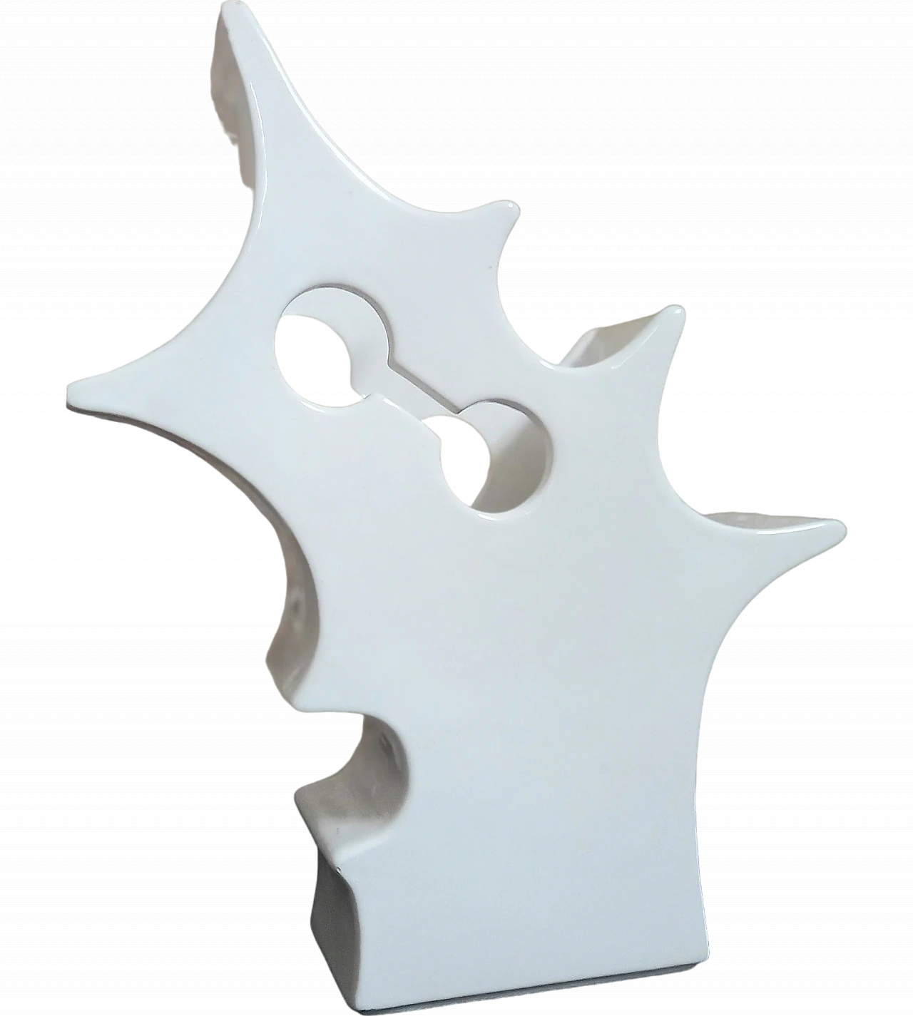 Sculptural white ceramic vase, 1970s 8