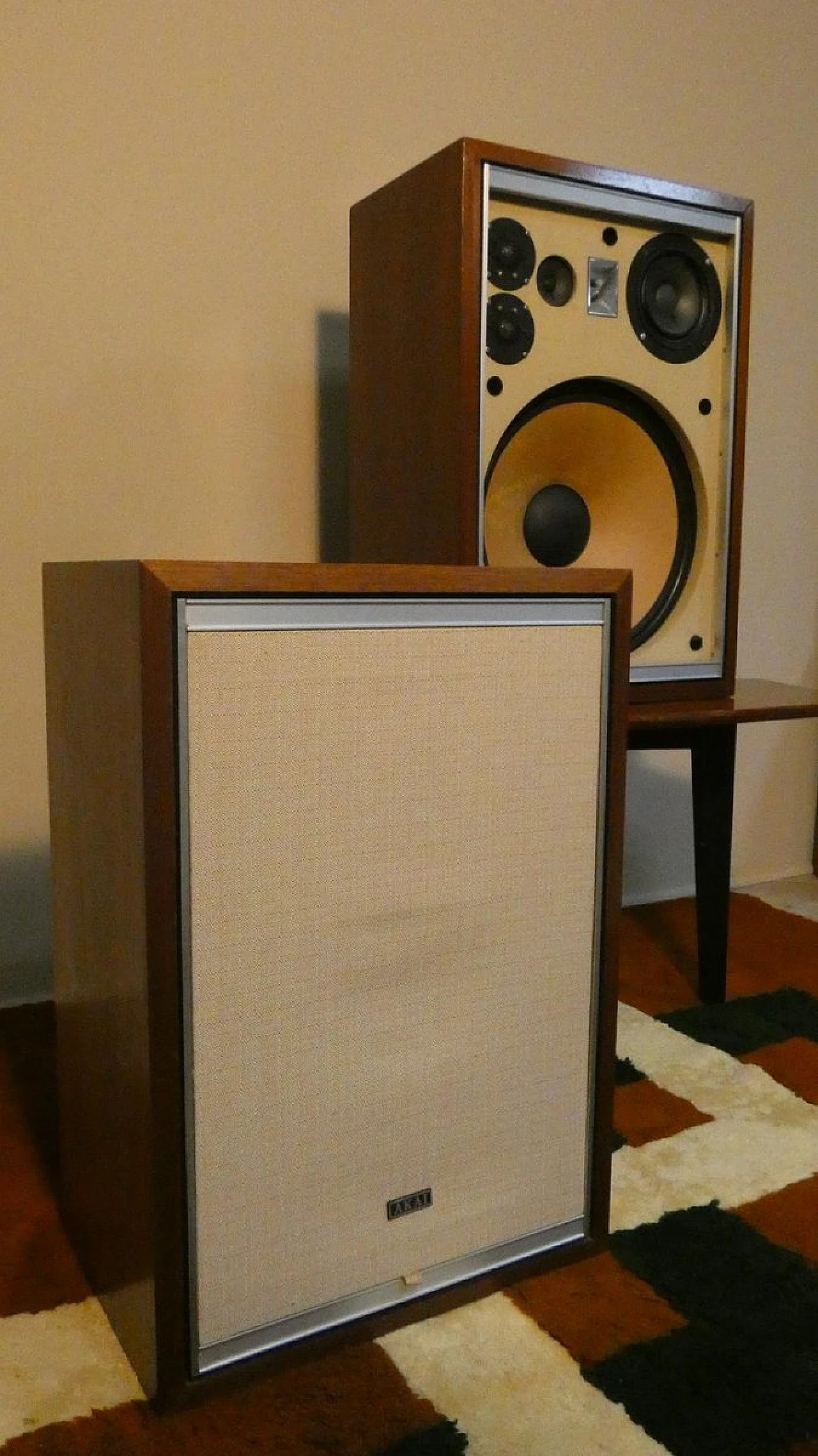 Sw-170a 5-way system with 6 speakers by Akai Electric Co., 1970s 20