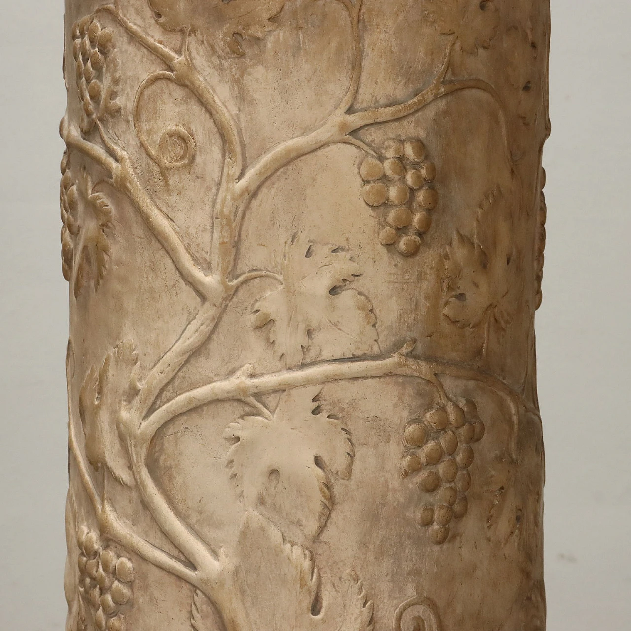 Terracotta column with leaf elements by Manifattura Signa 4