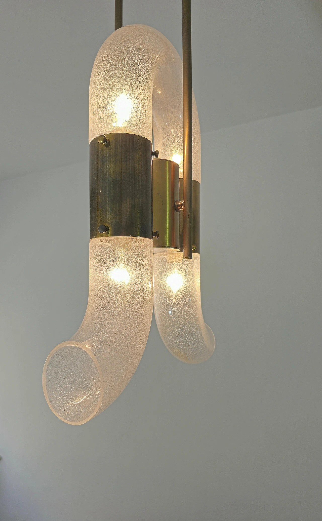 Pulegoso glass and brass chandelier by Carlo Nason, 1970s 3