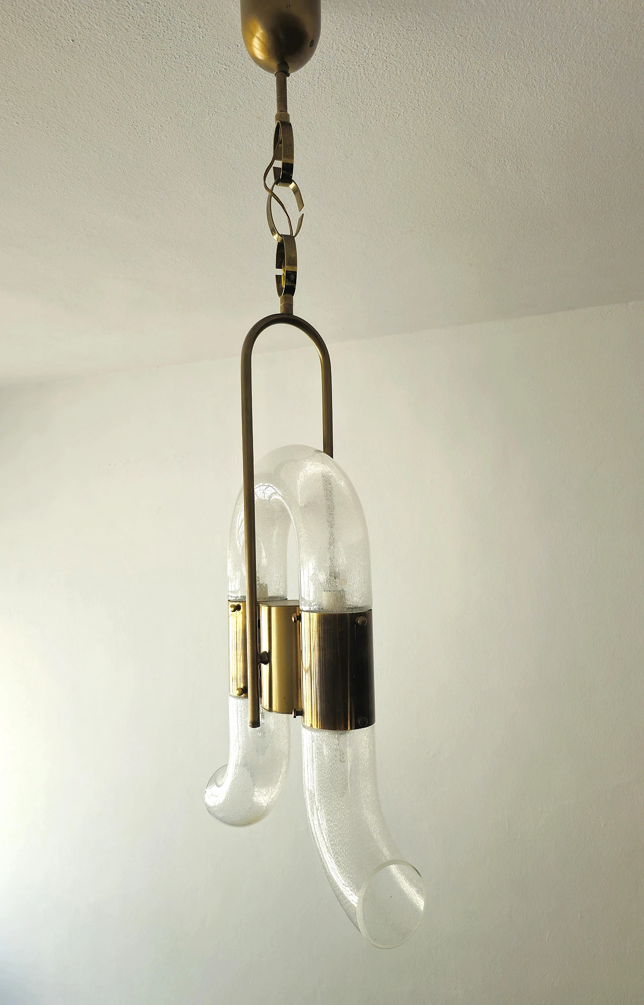 Pulegoso glass and brass chandelier by Carlo Nason, 1970s 8