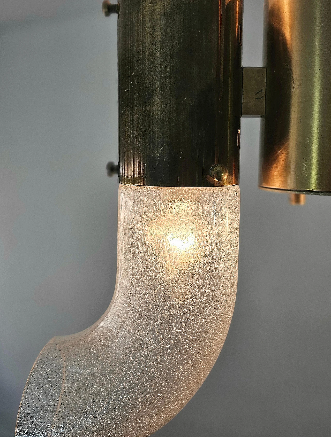 Pulegoso glass and brass chandelier by Carlo Nason, 1970s 10