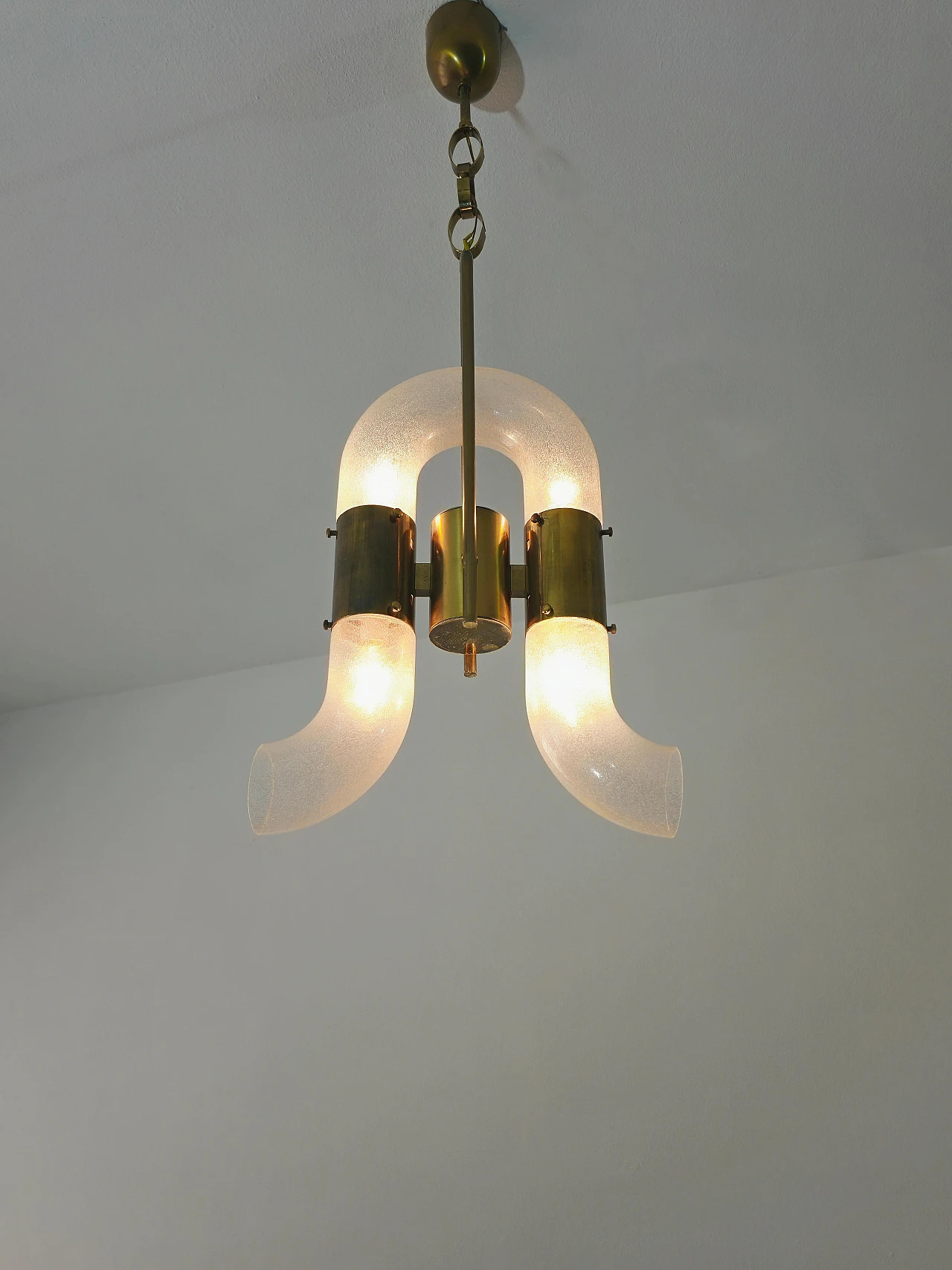 Pulegoso glass and brass chandelier by Carlo Nason, 1970s 11