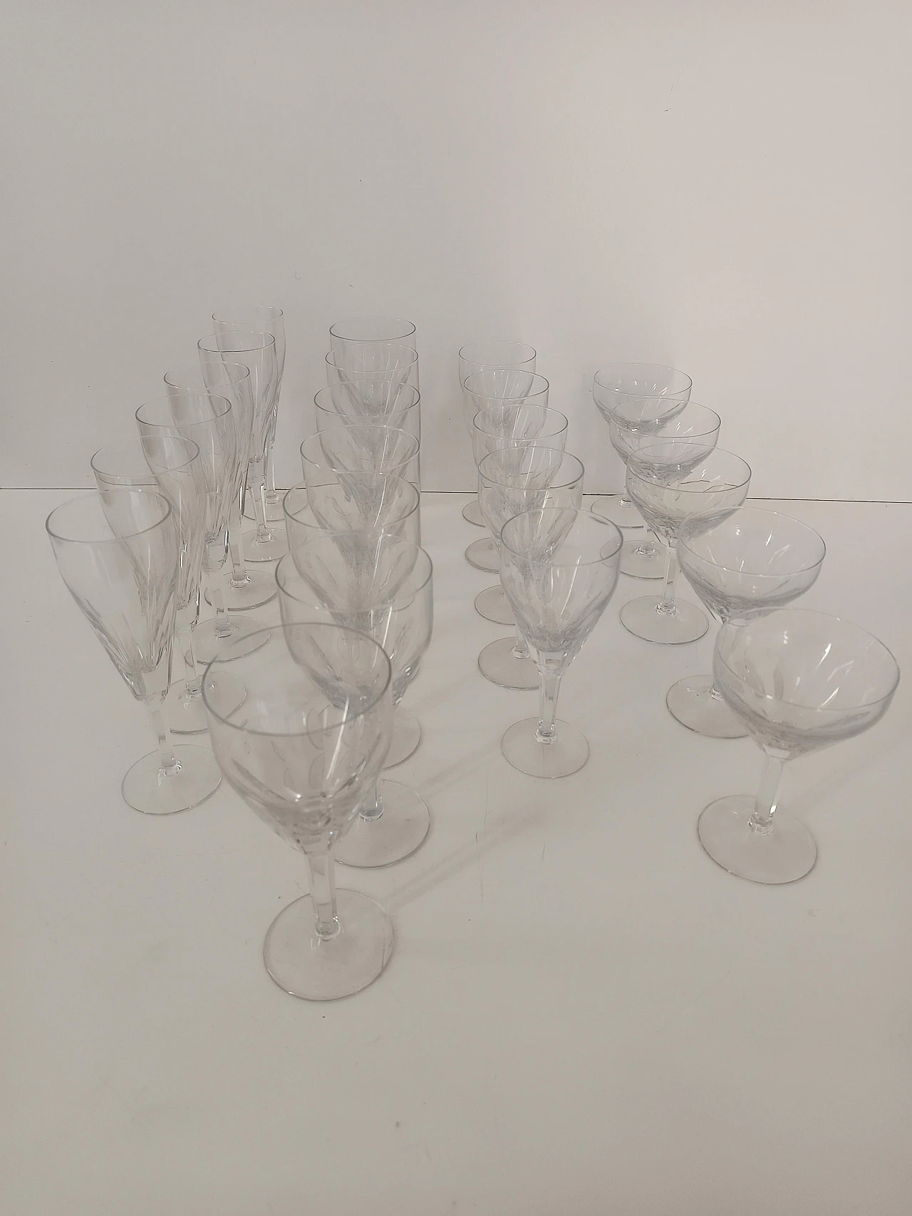 23 Crystal glasses attributed to Val Saint Lambert, 1960s 3