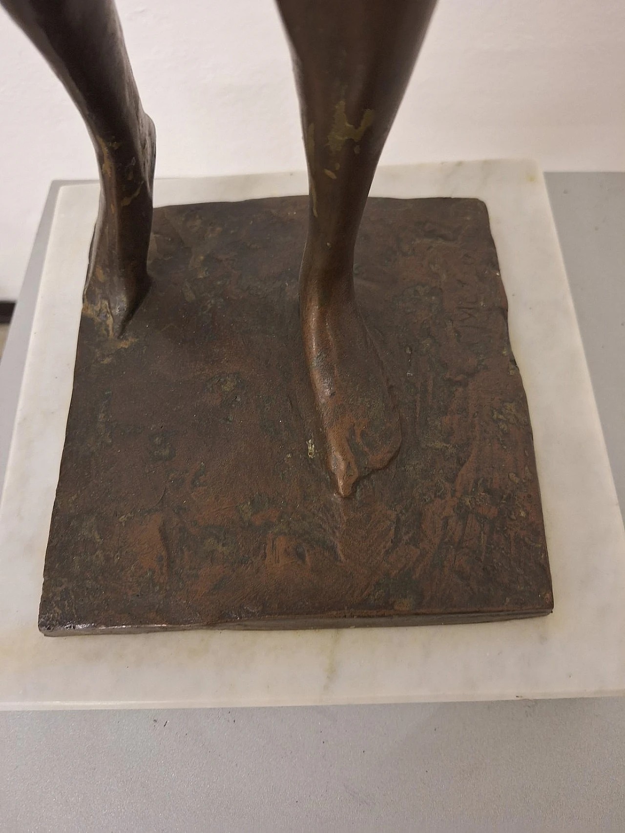 Enrico Mazzolani, fanciulla, scultura in bronzo patinato, anni '70 6