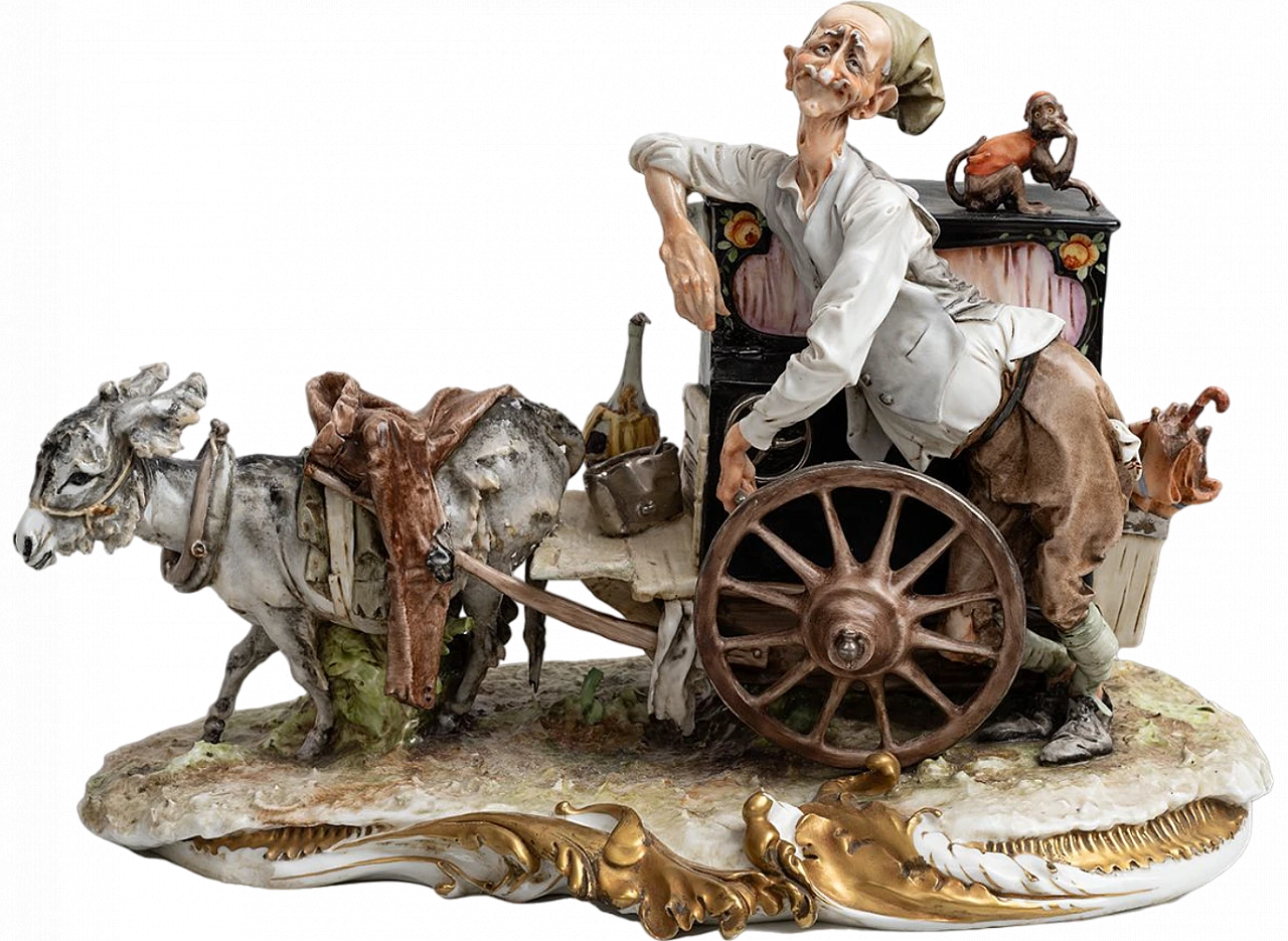 Capodimonte porcelain sculpture with music box, early 20th century 7