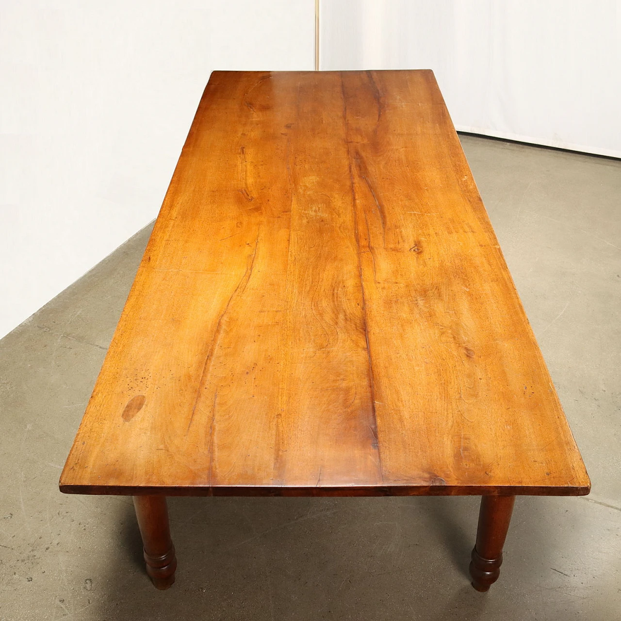 Solid walnut table with turned legs, late 19th century 3