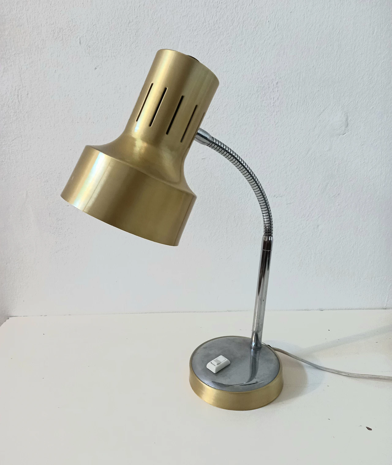 Swivel desk lamp in gilded metal, 1960s 1