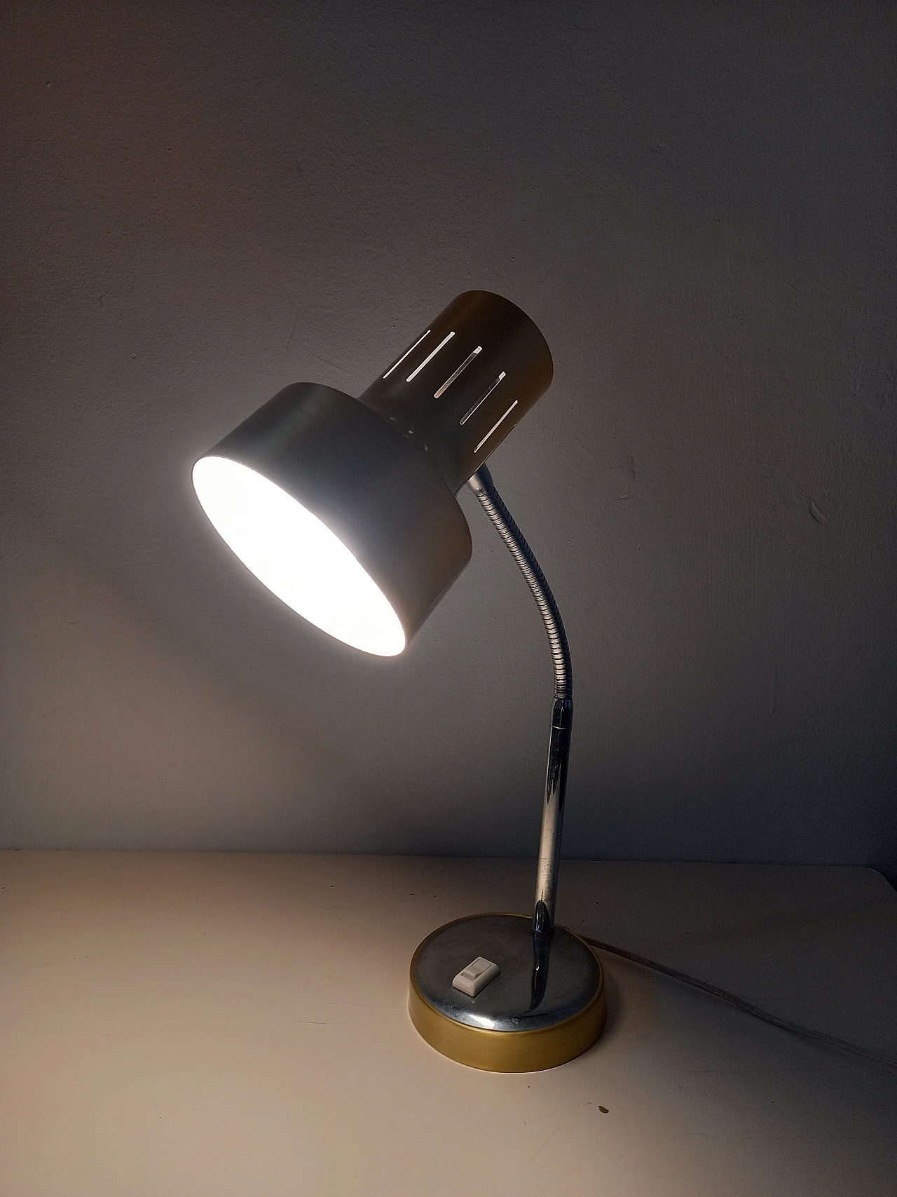 Swivel desk lamp in gilded metal, 1960s 2